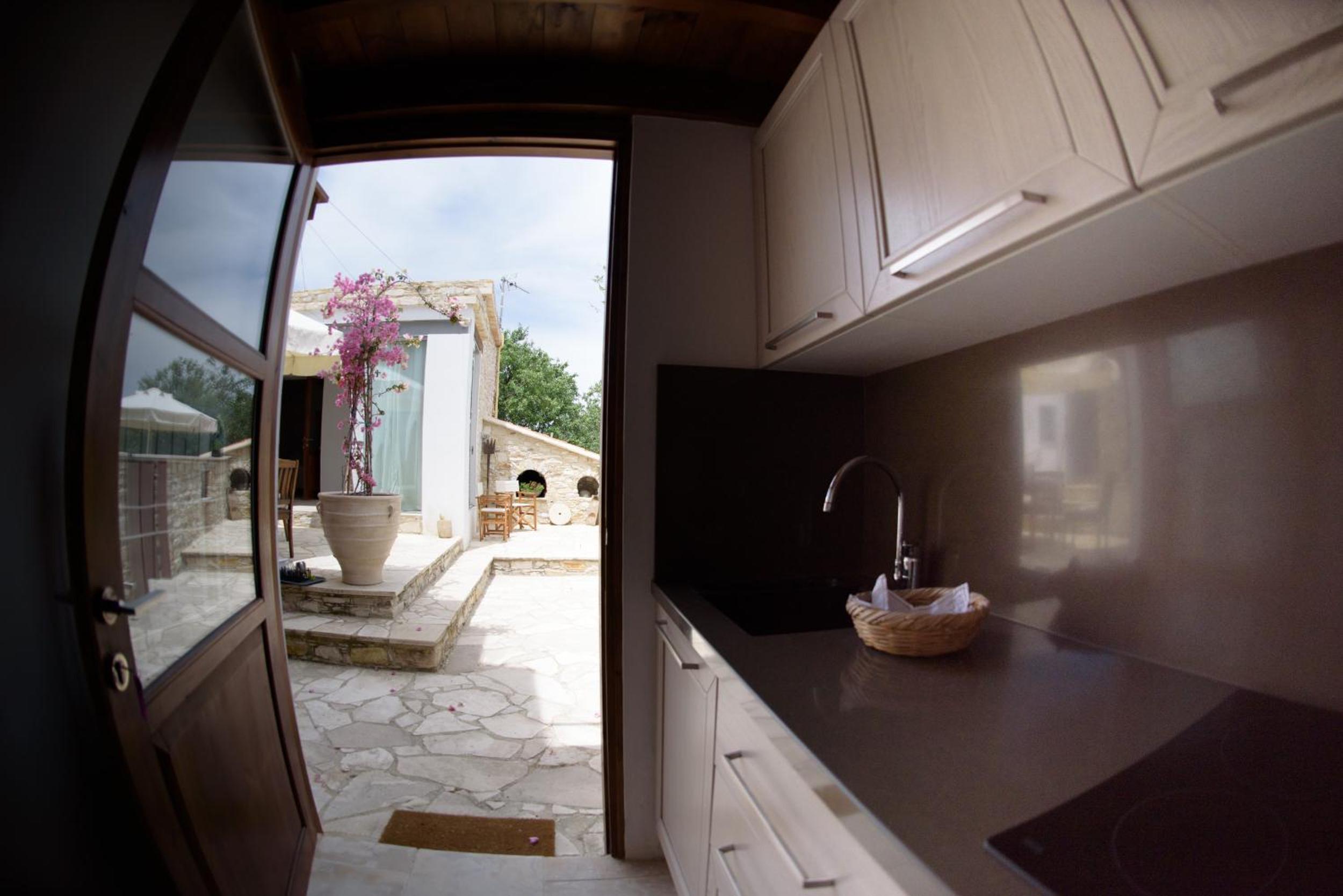 Vavla Nature House