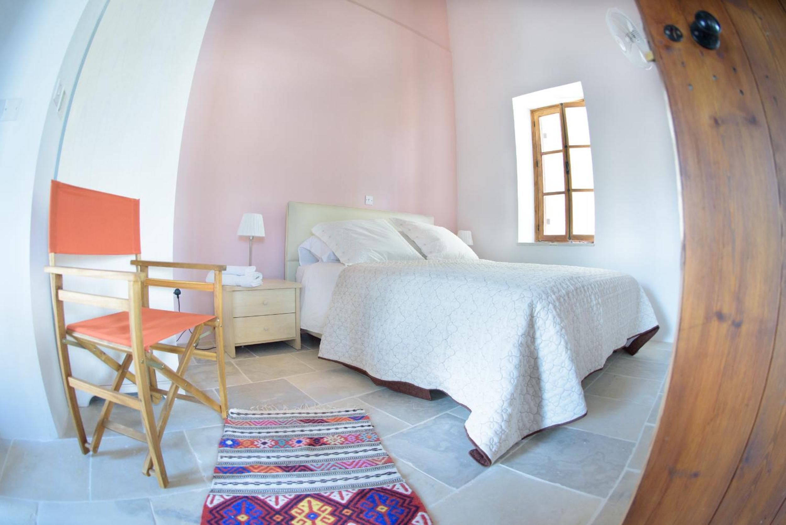 Vavla Nature House