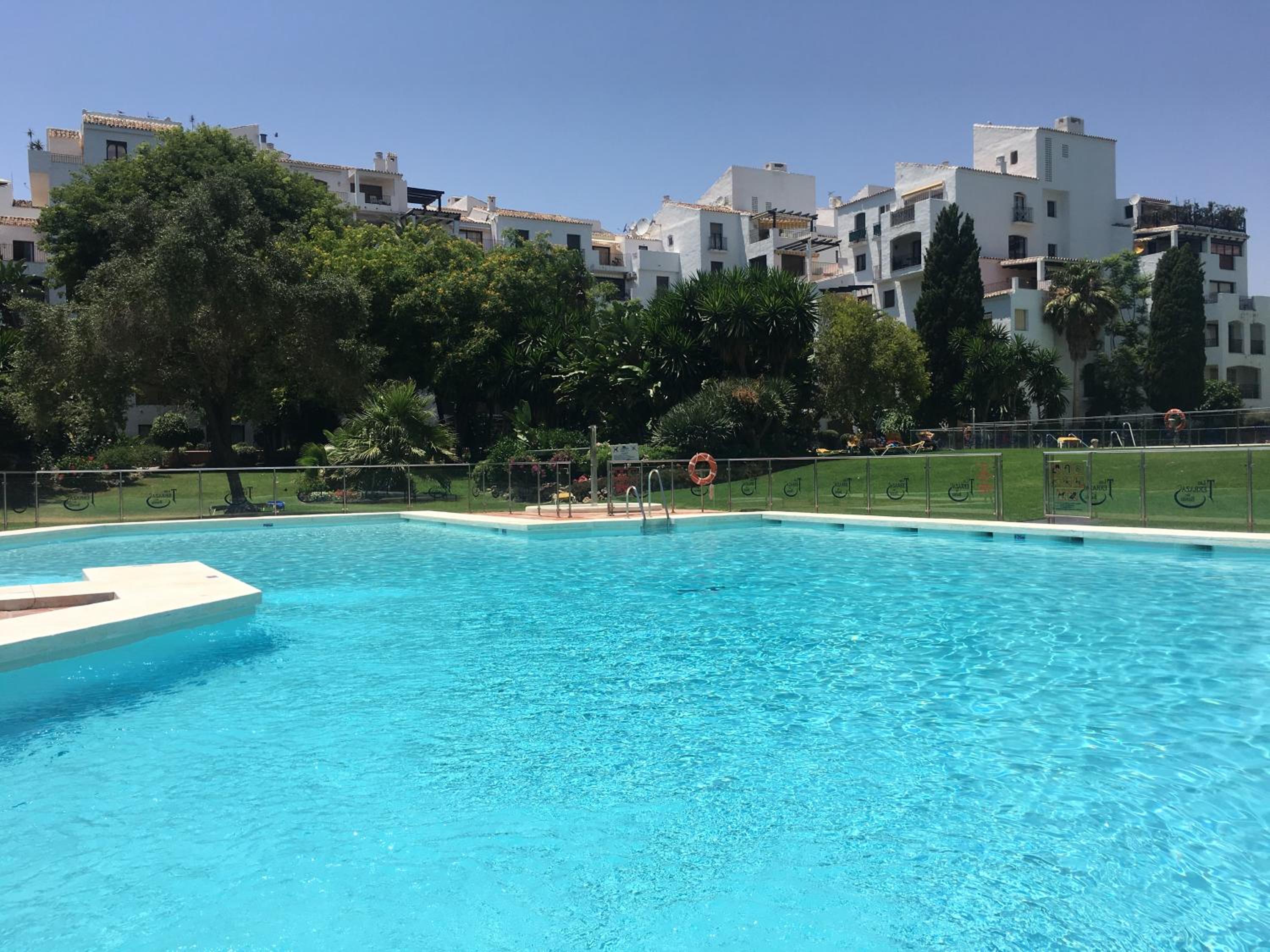 Jardines Del Puerto
