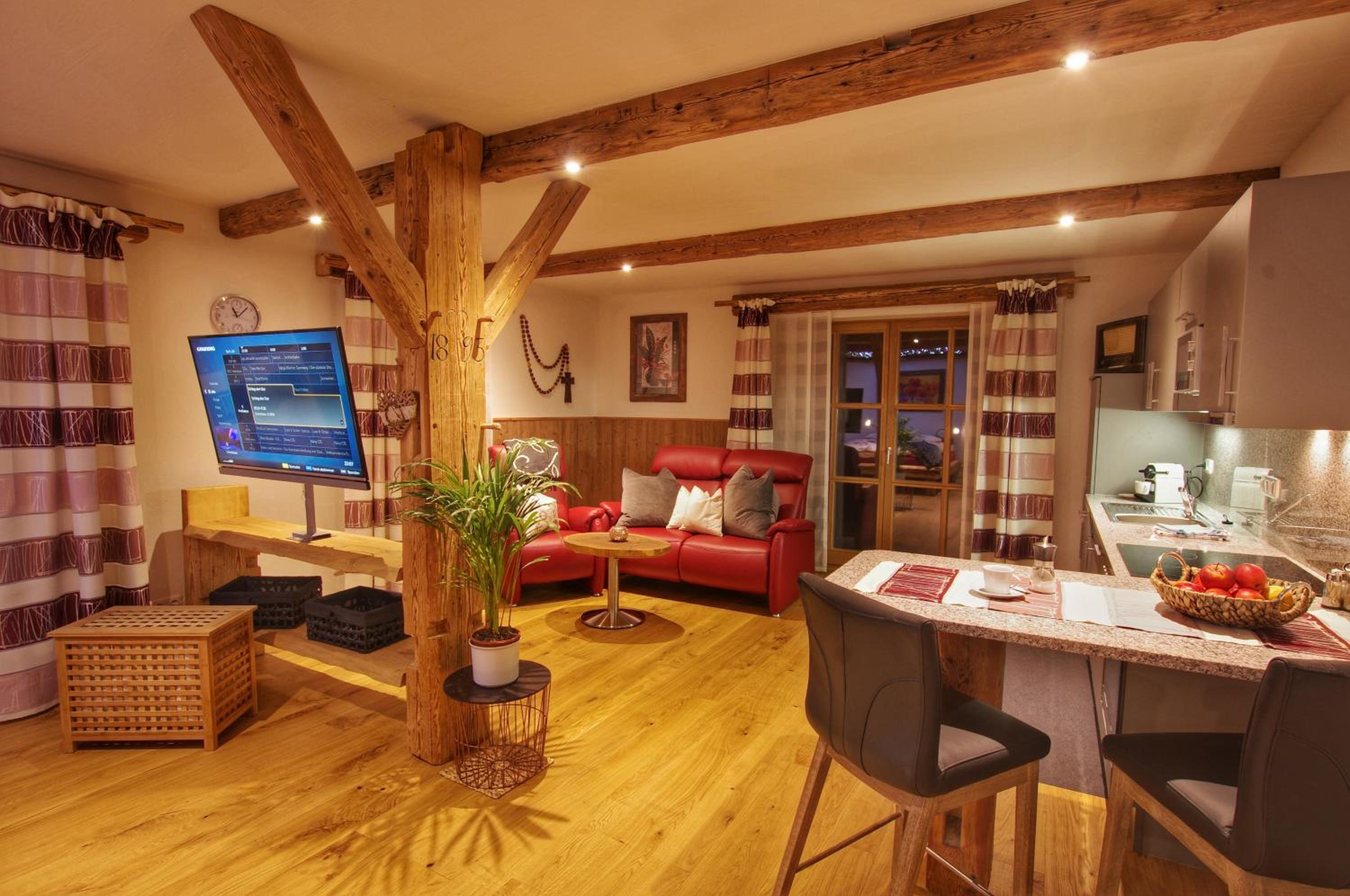 Holzhaus Lugerhof view 5