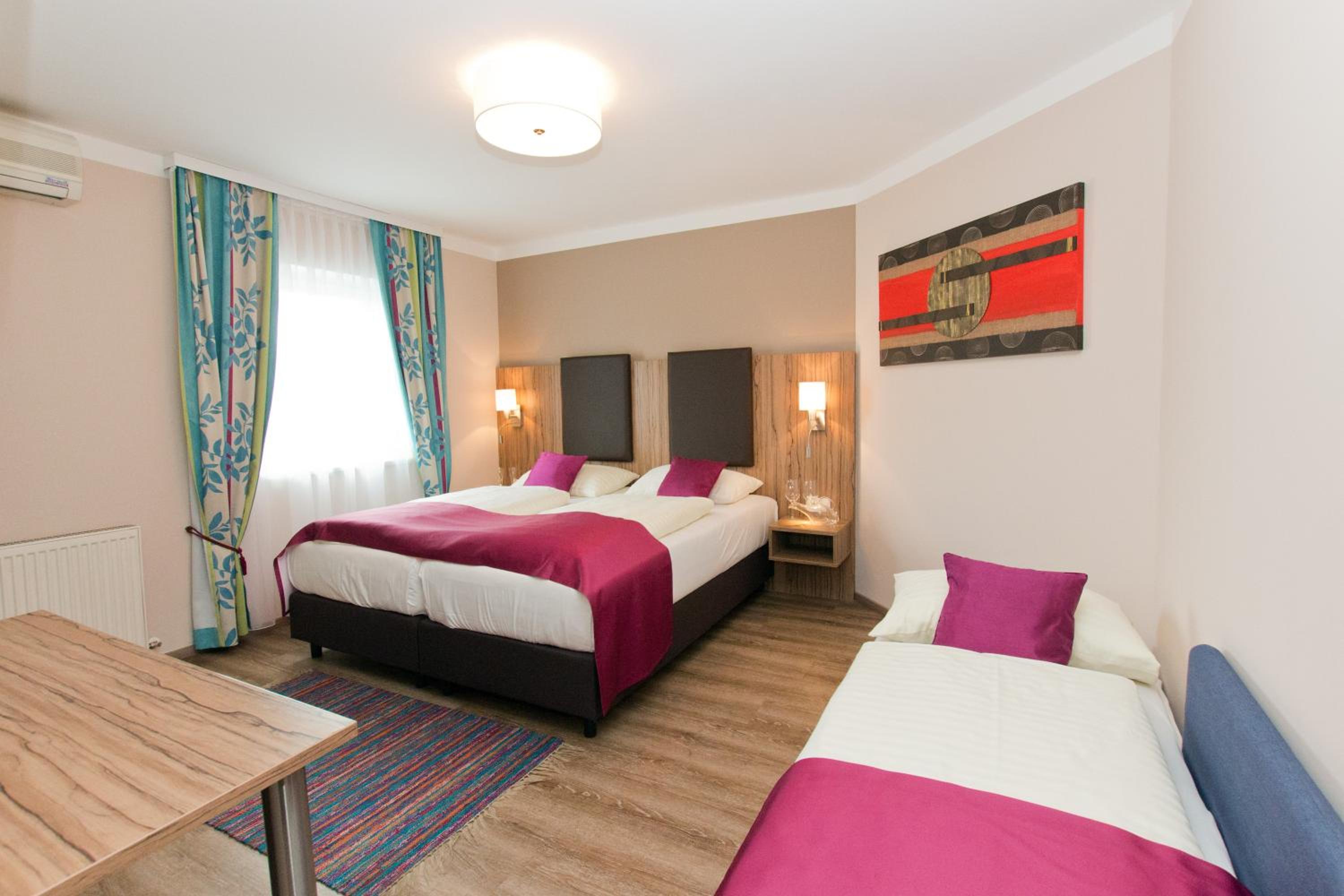 HOTEL junior by MAX 70