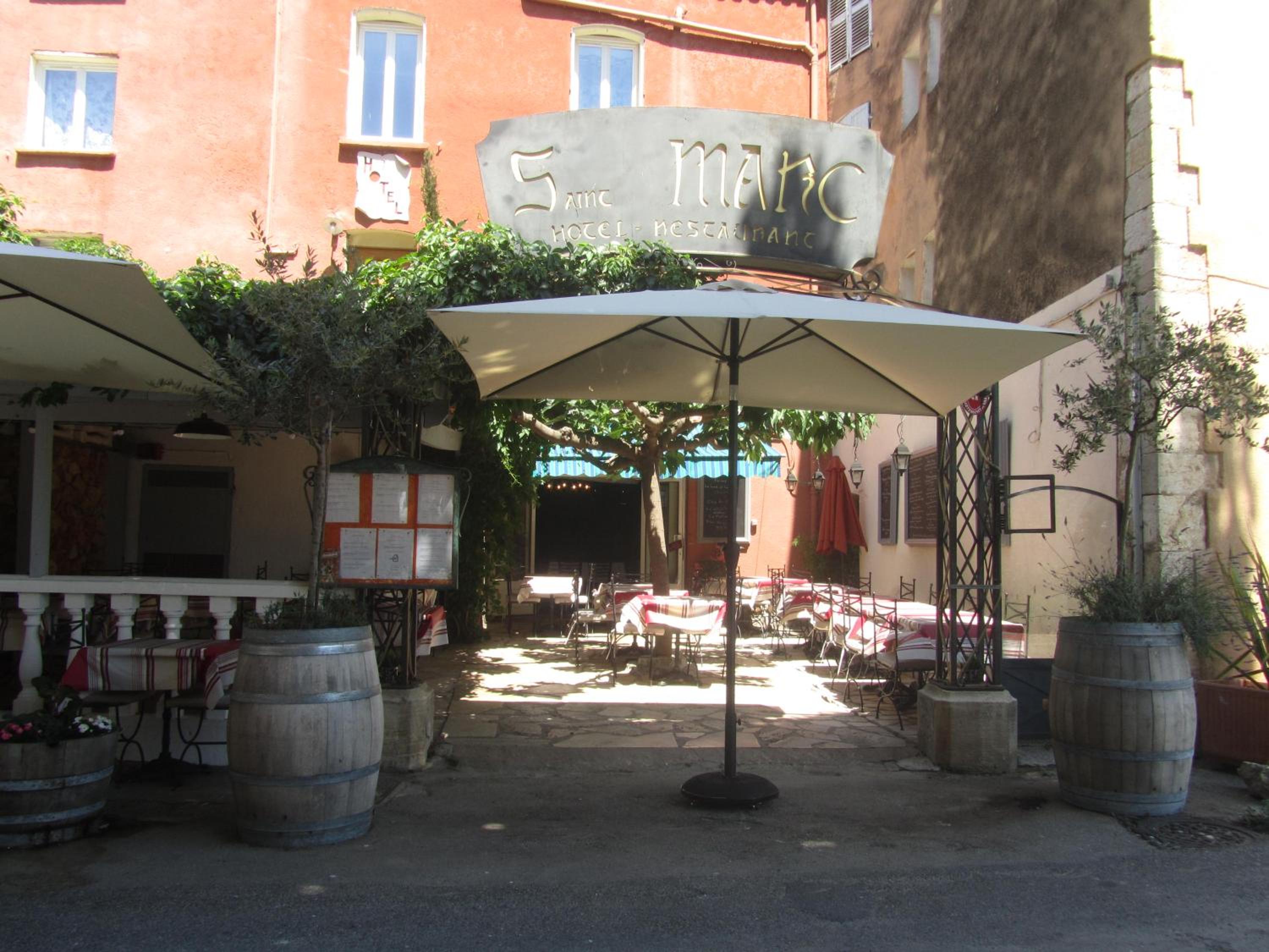 outdoor BBQ area