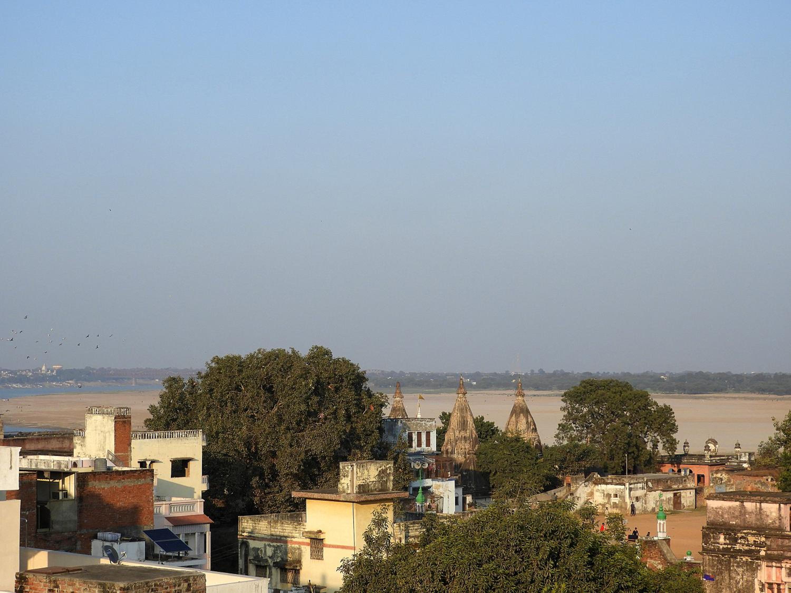 Sandhya Guest House Varanasi Near Ganga River view 3
