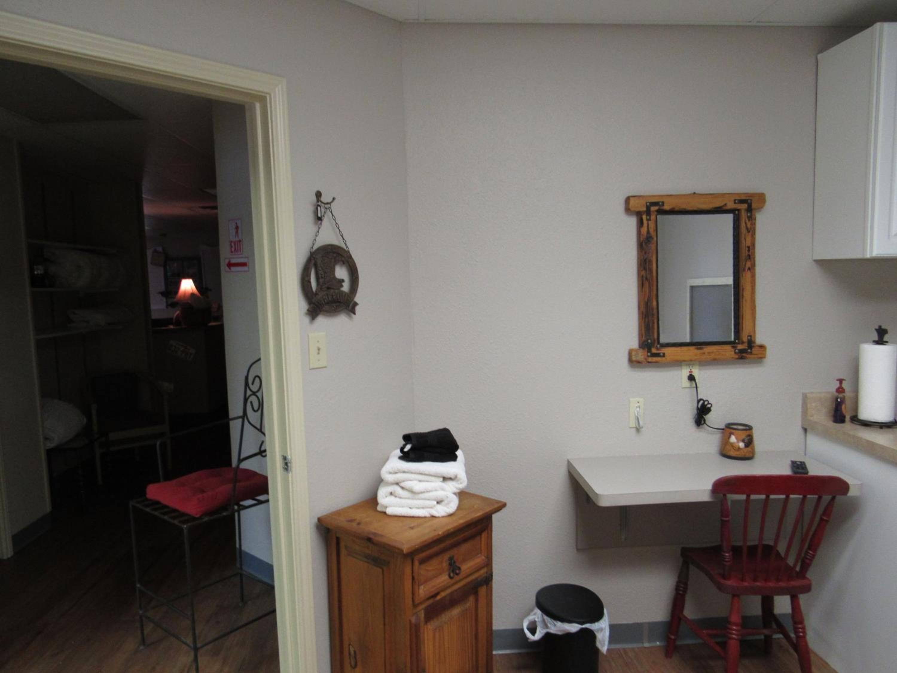 Photo 8