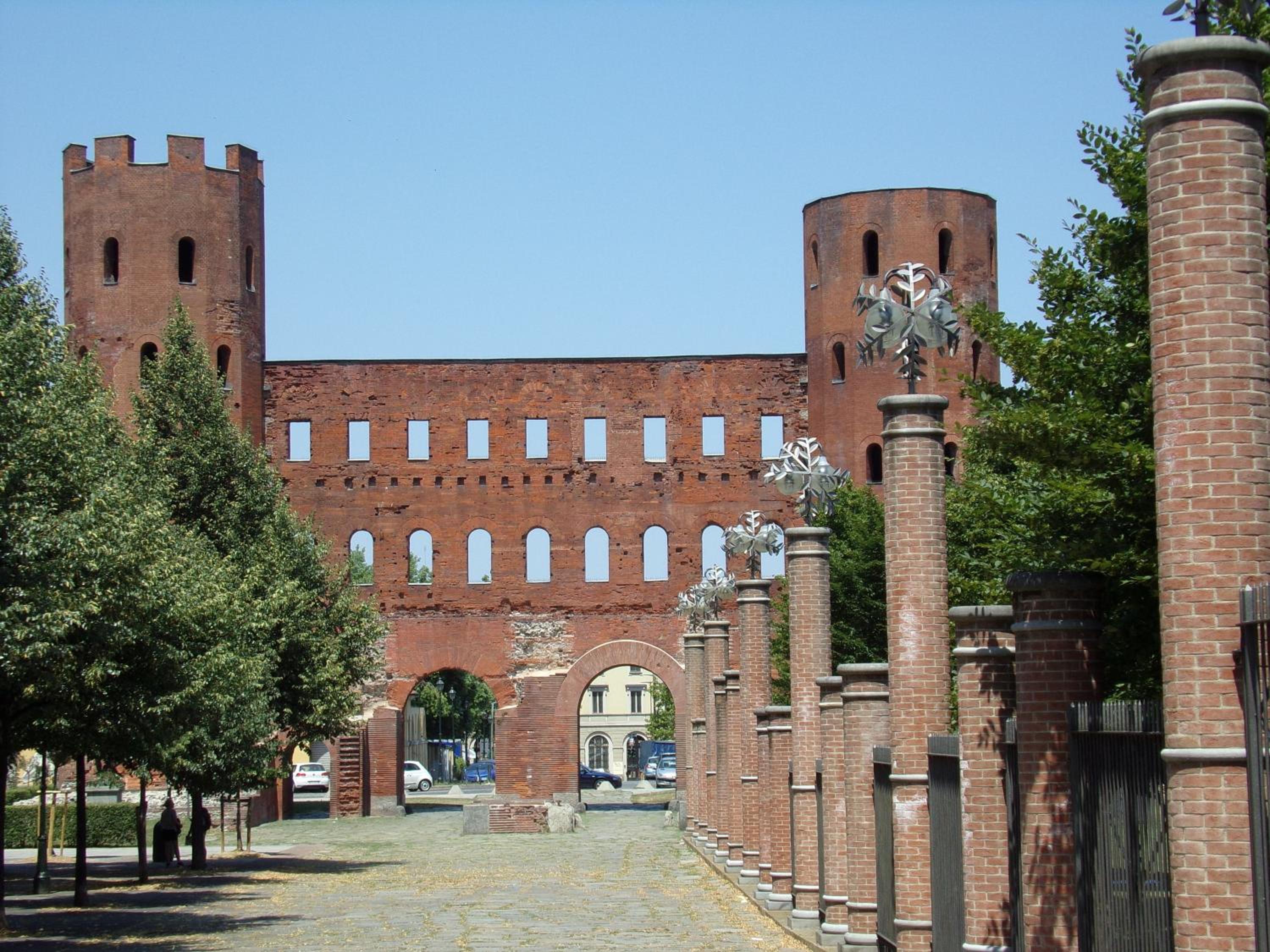 Photo 12