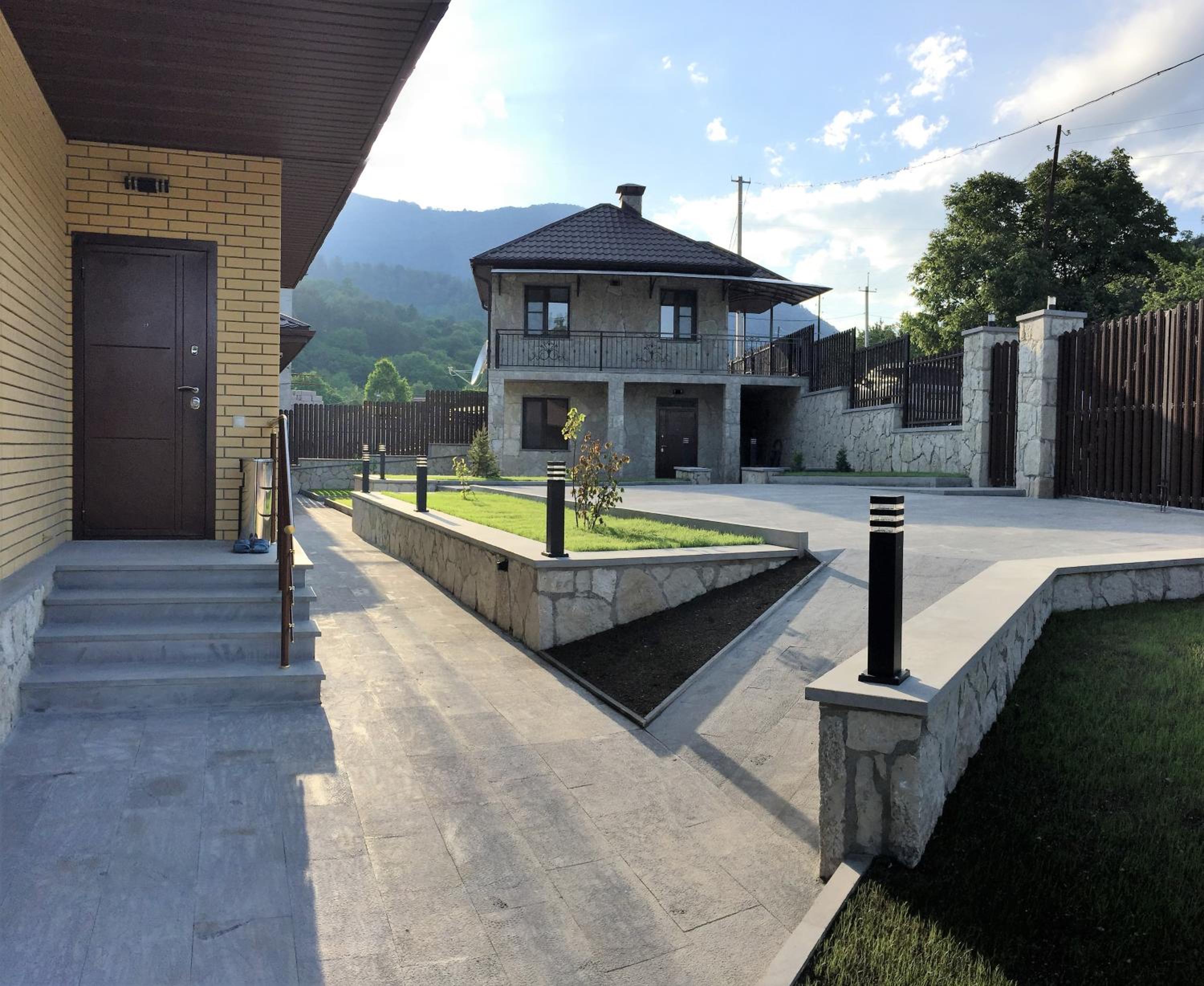 Aurora Villas