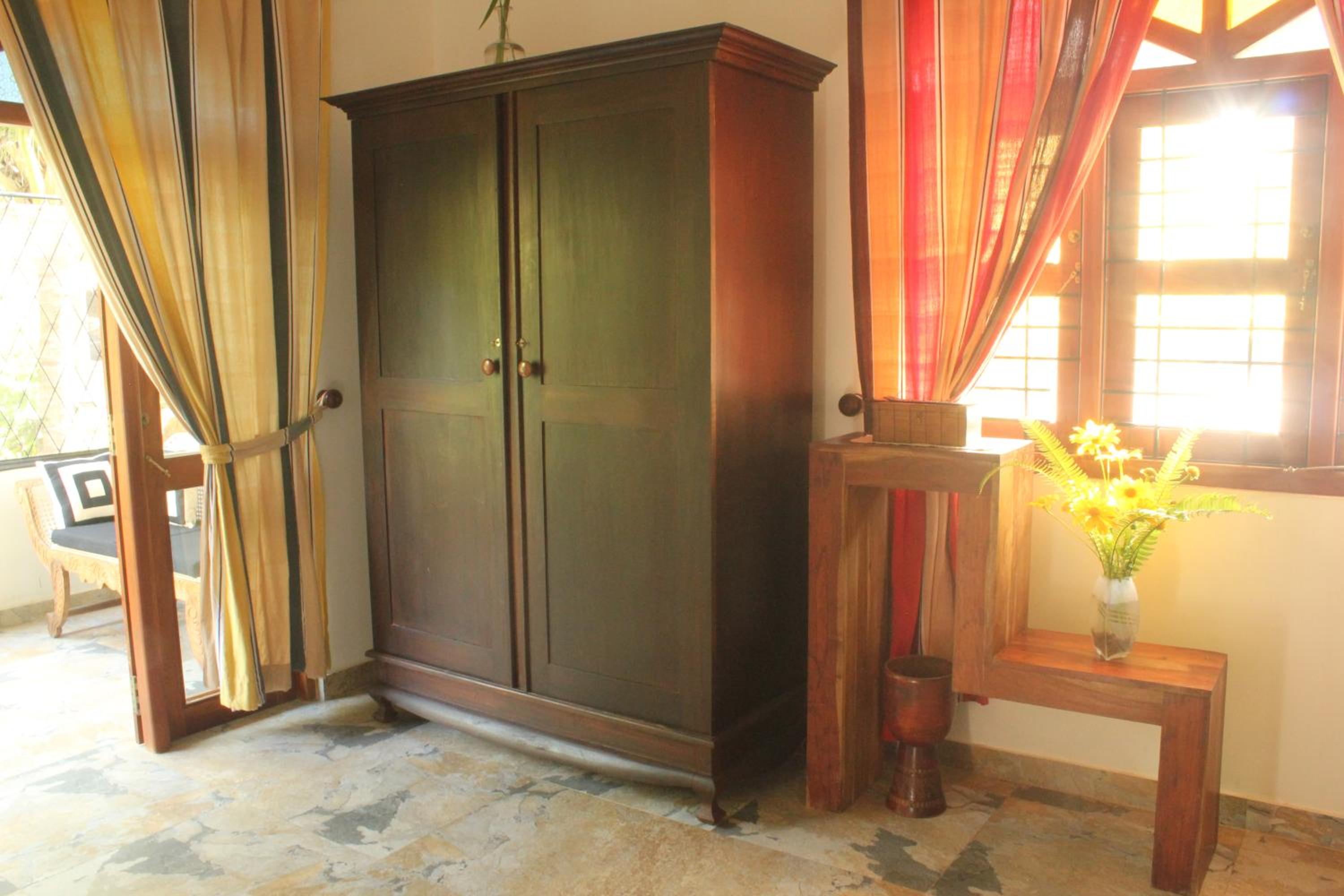 Dionis Villa