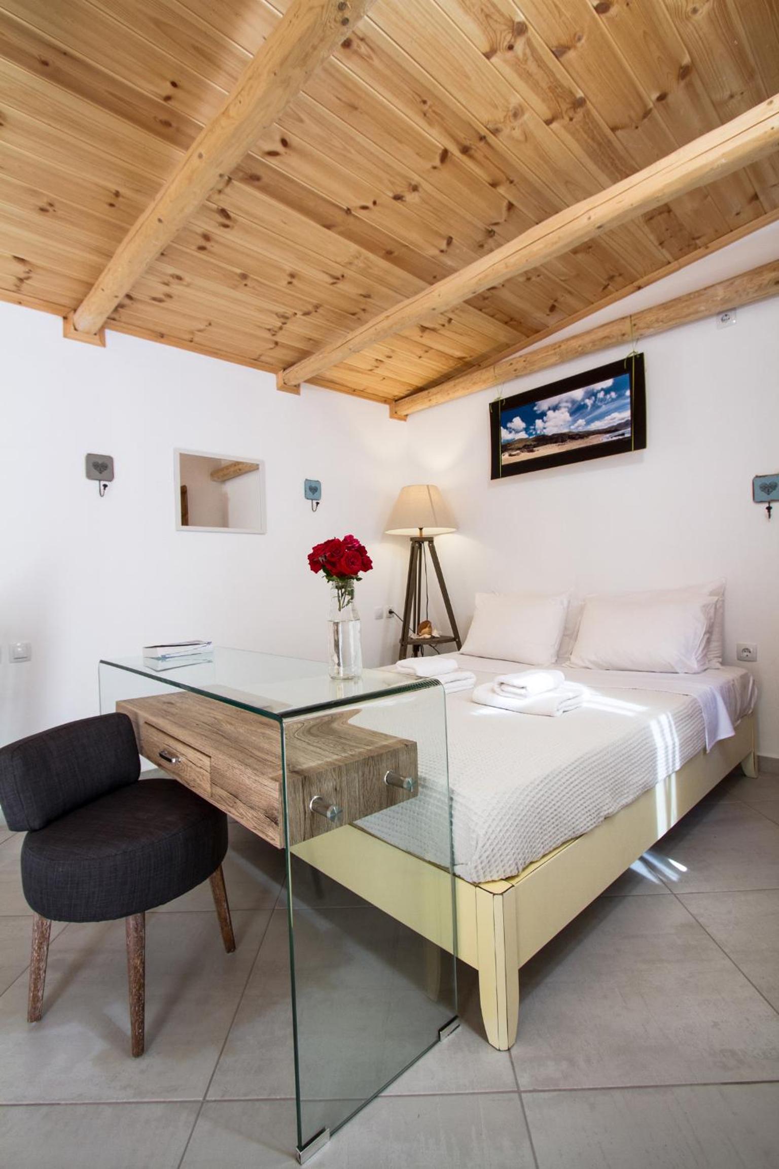 Mera Beachfront House - Falasarna
