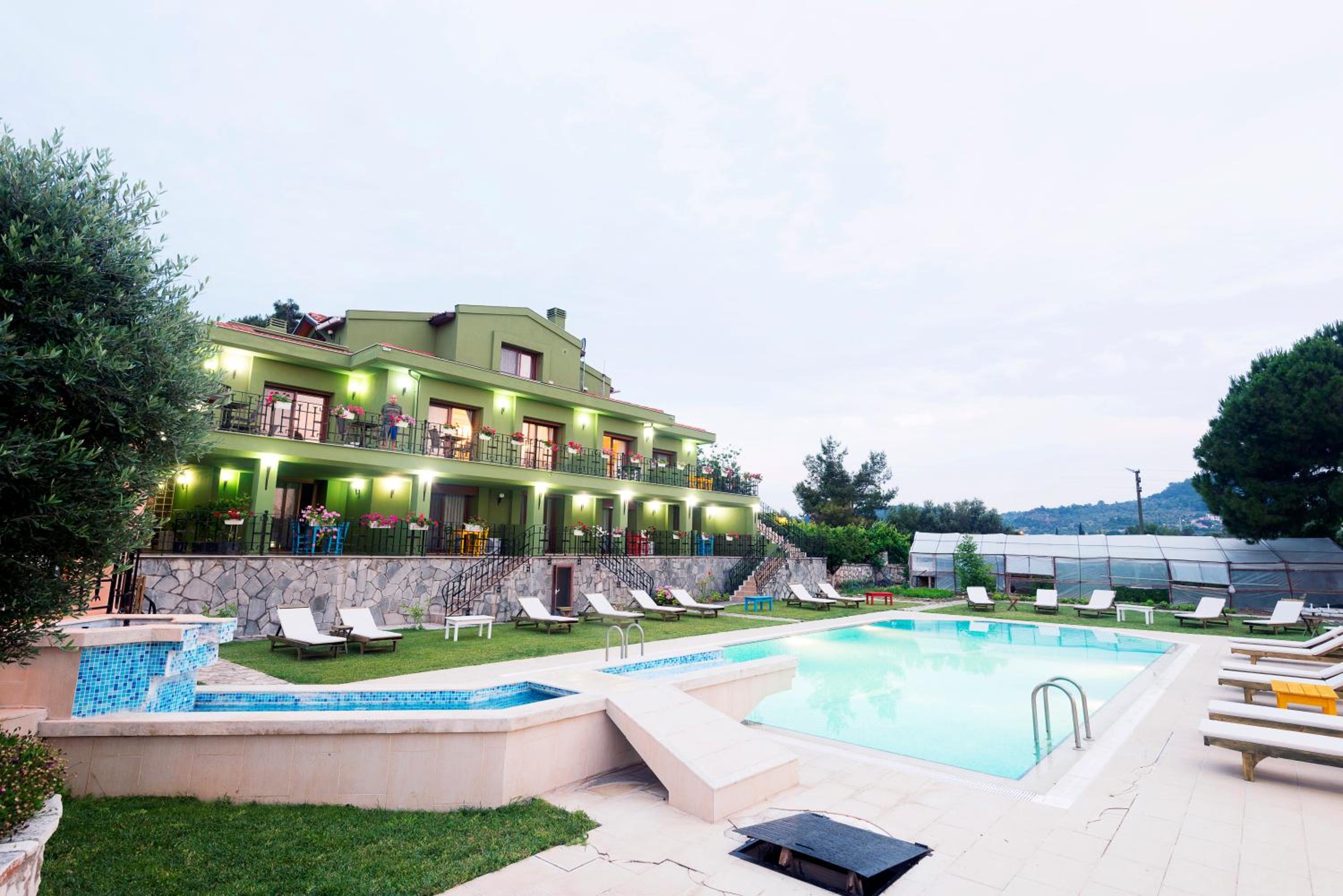 Belizi Hotel