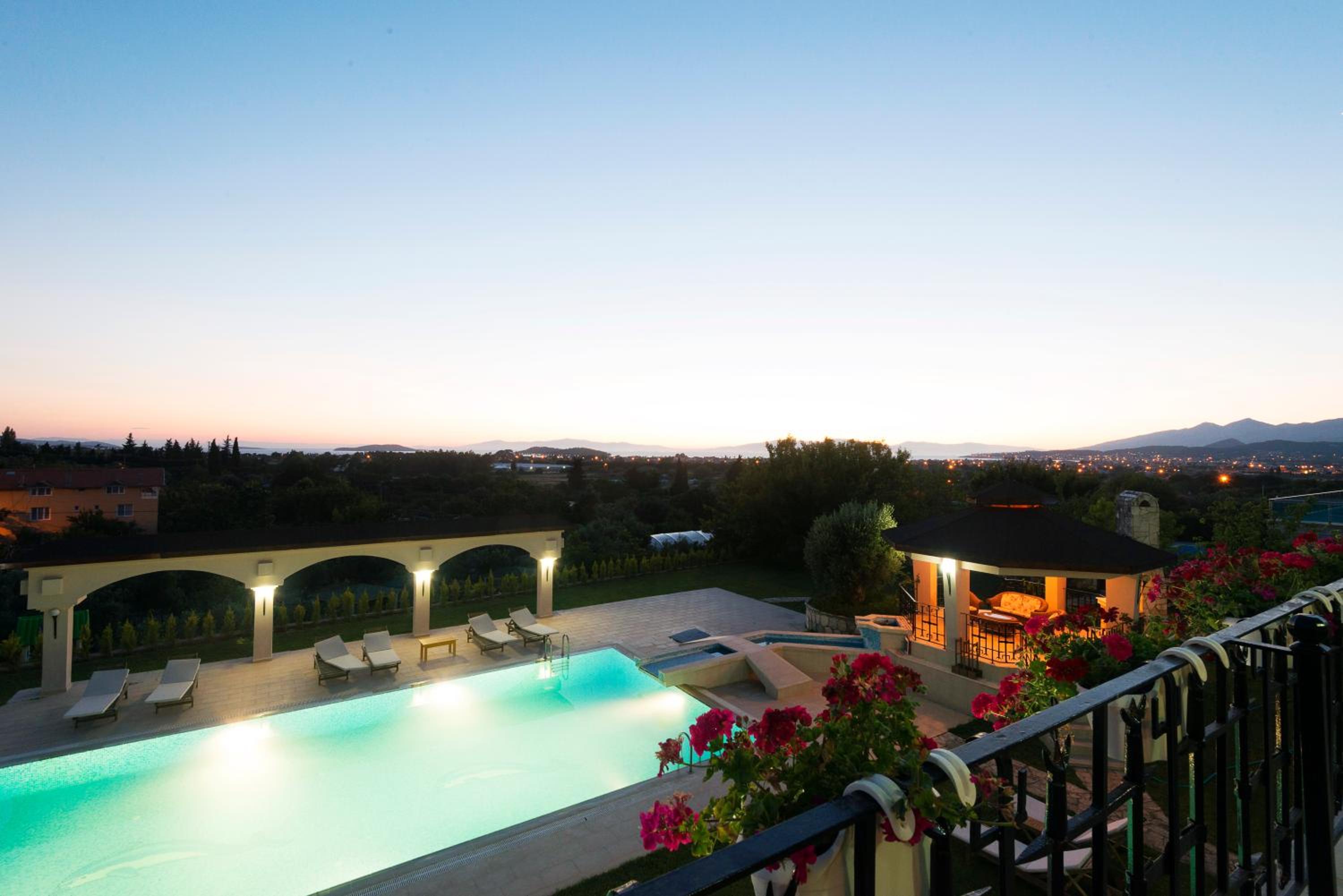 Belizi Hotel
