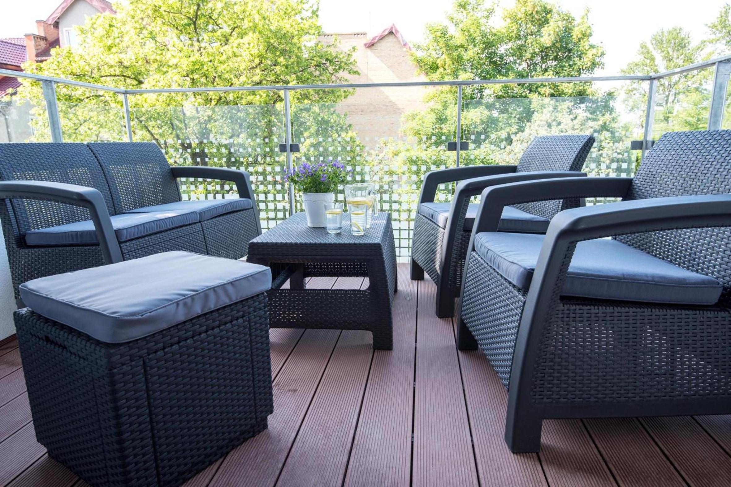 balance & terrace