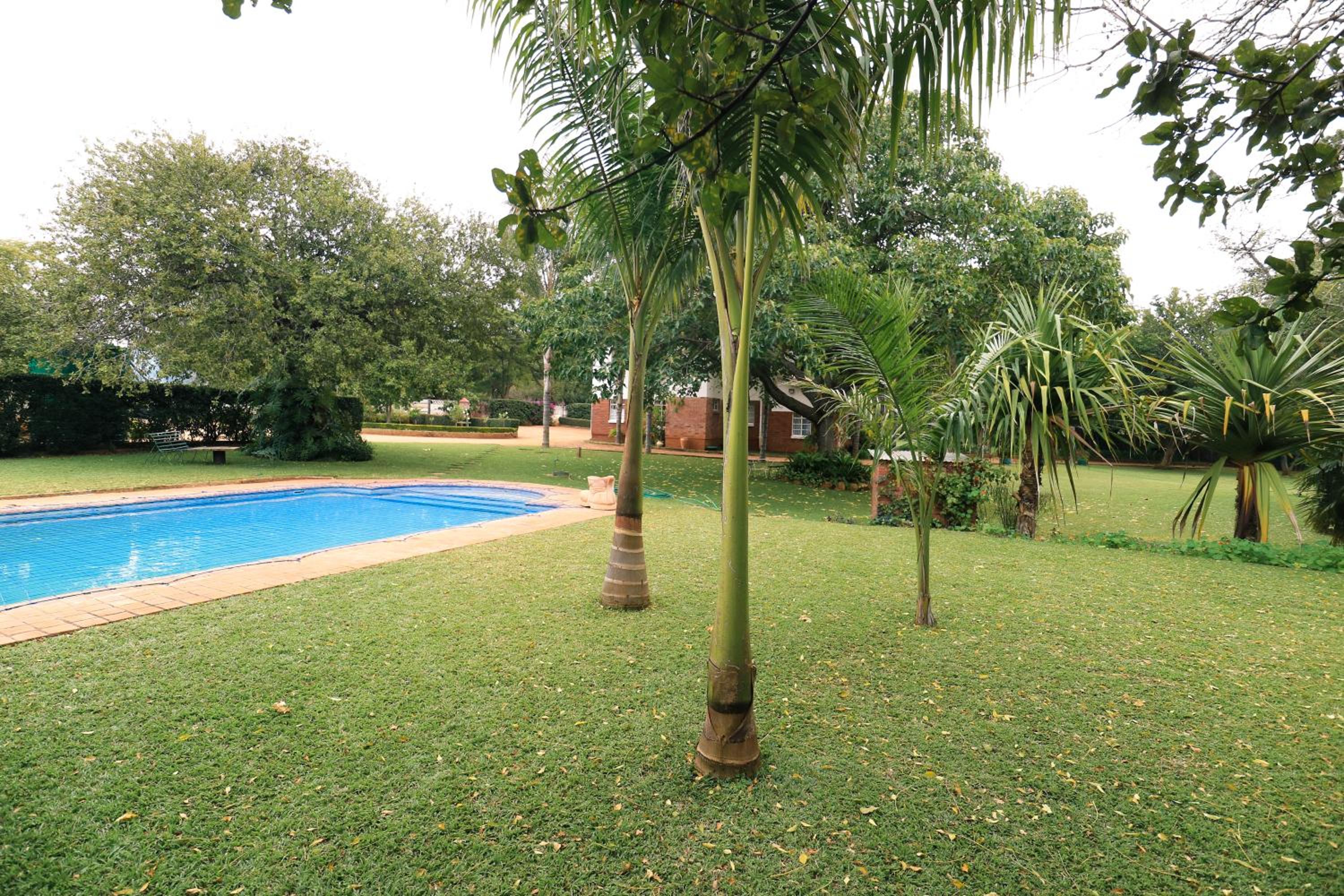 Hillside Manor
