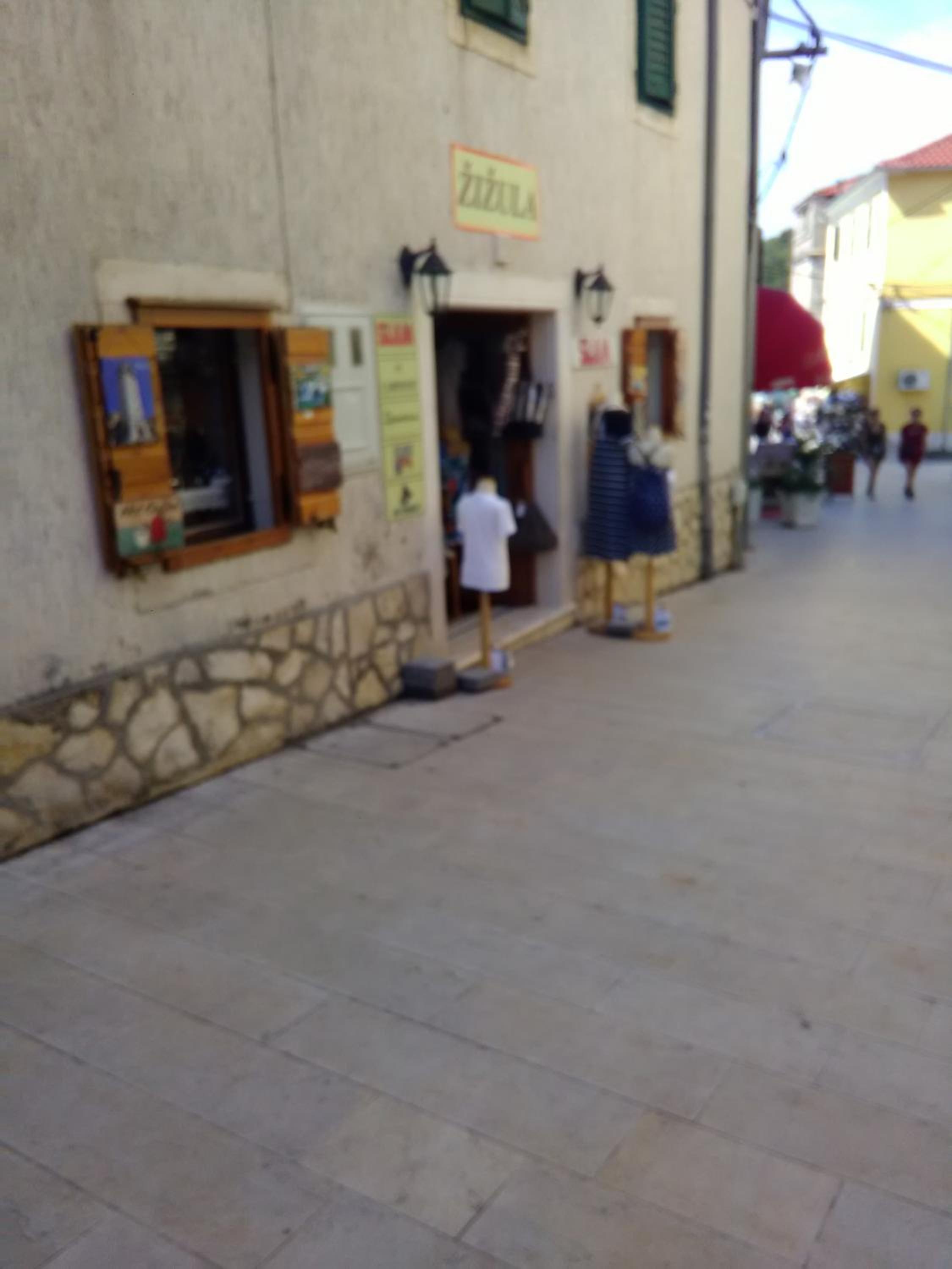Photo 38