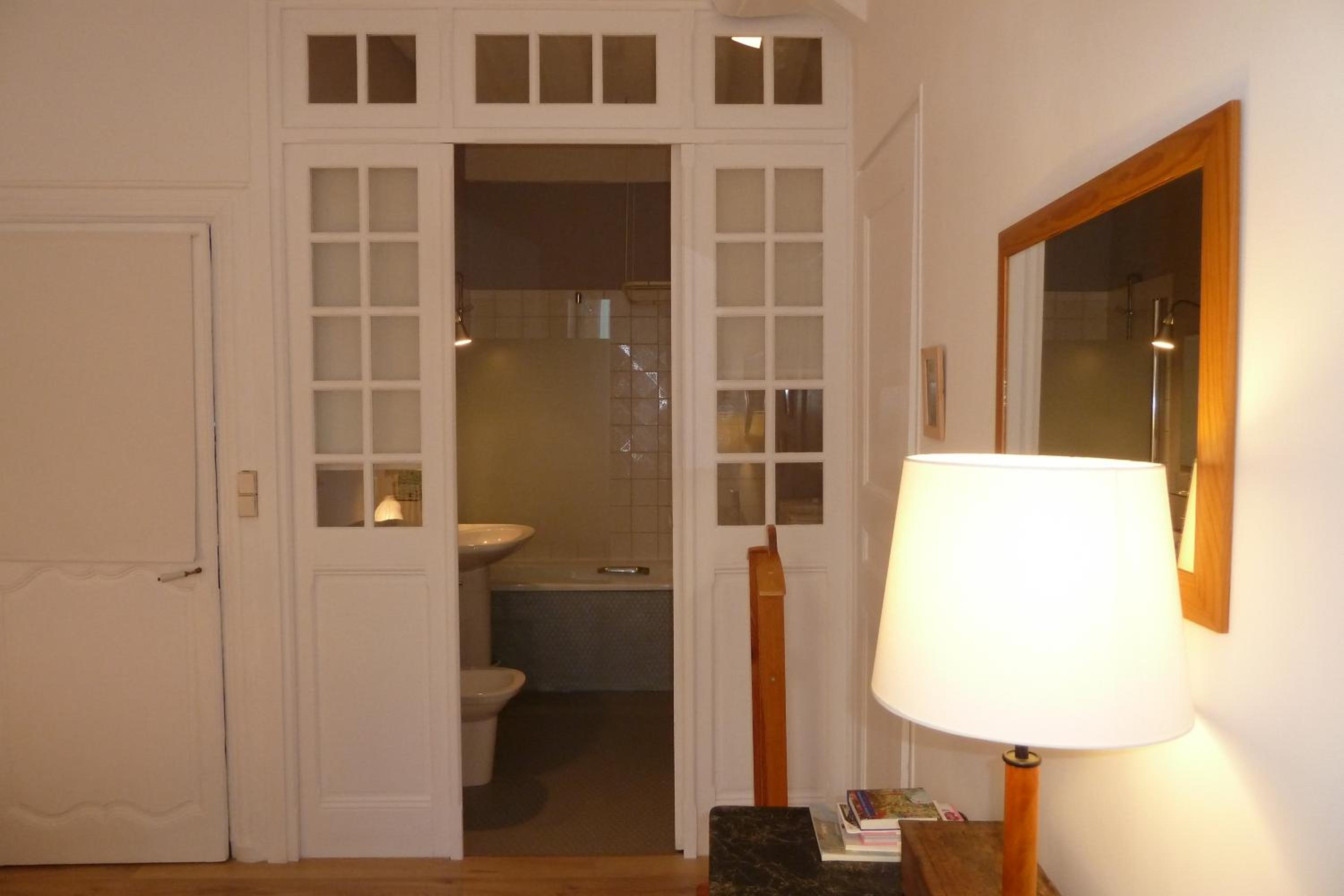 Une Chambre Dans L'atelier De R view 5