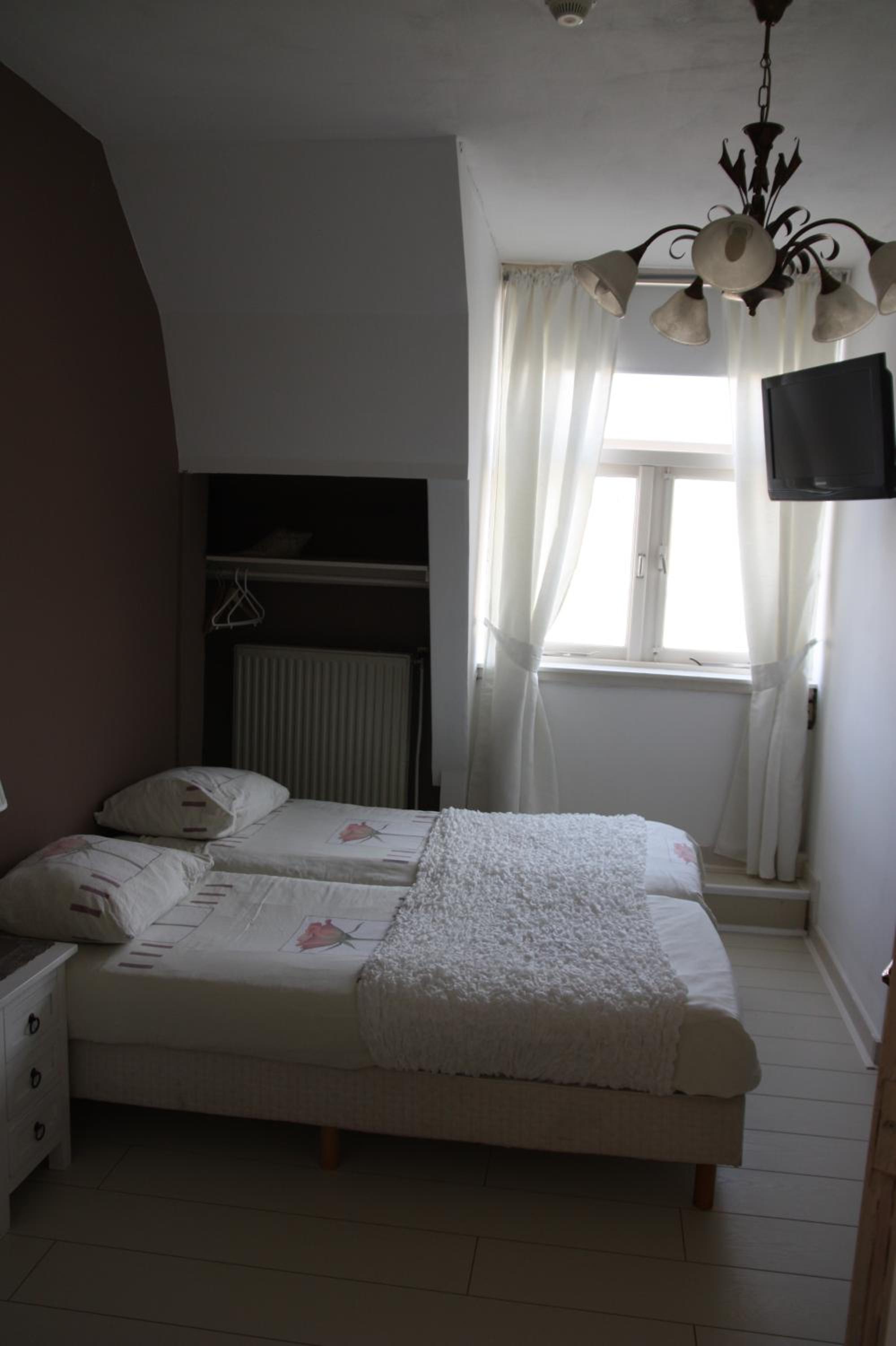 Photo 46