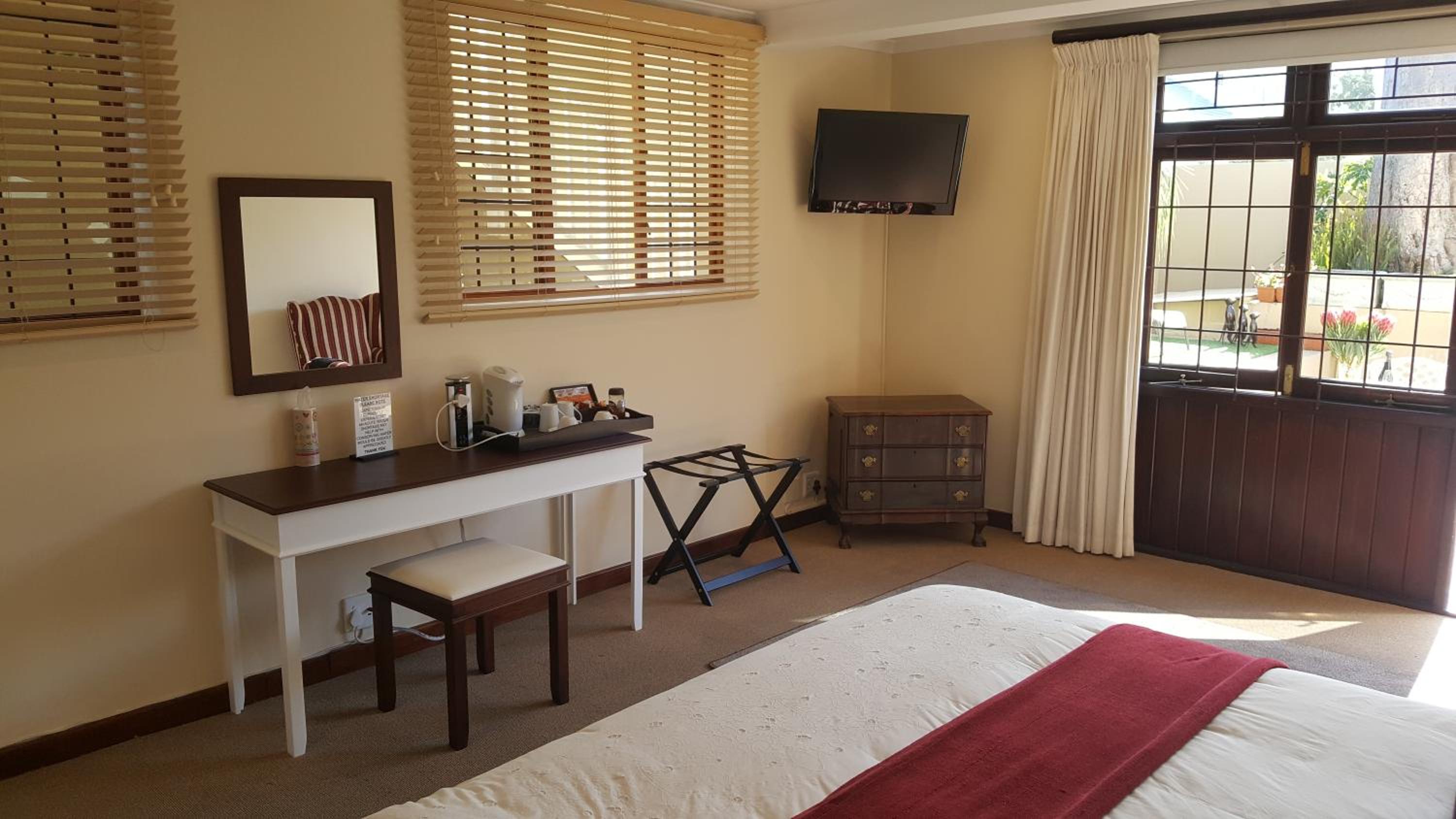 Sundown Manor Guest House — photo 86