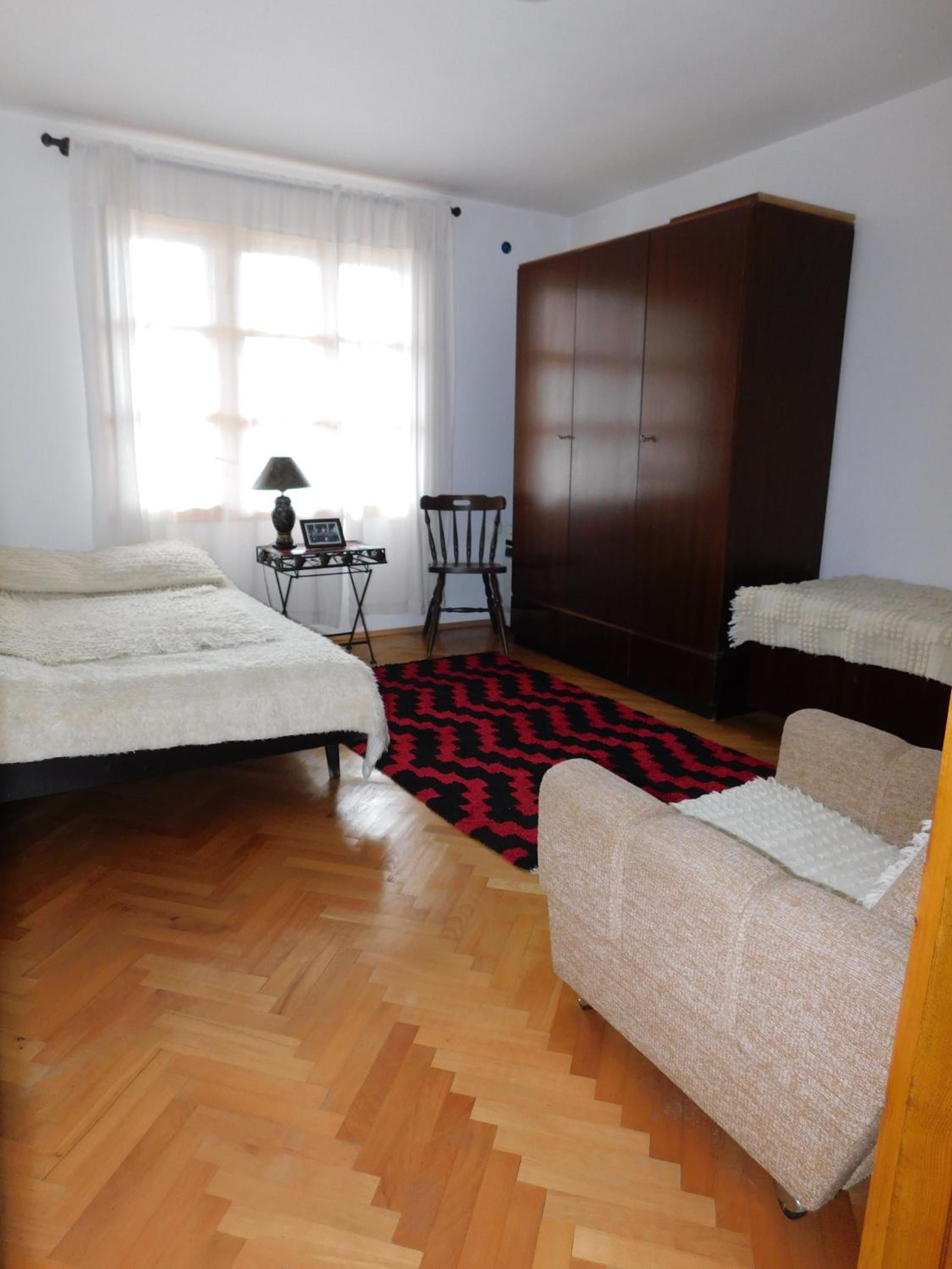 Family Vacation Home Topolnitza