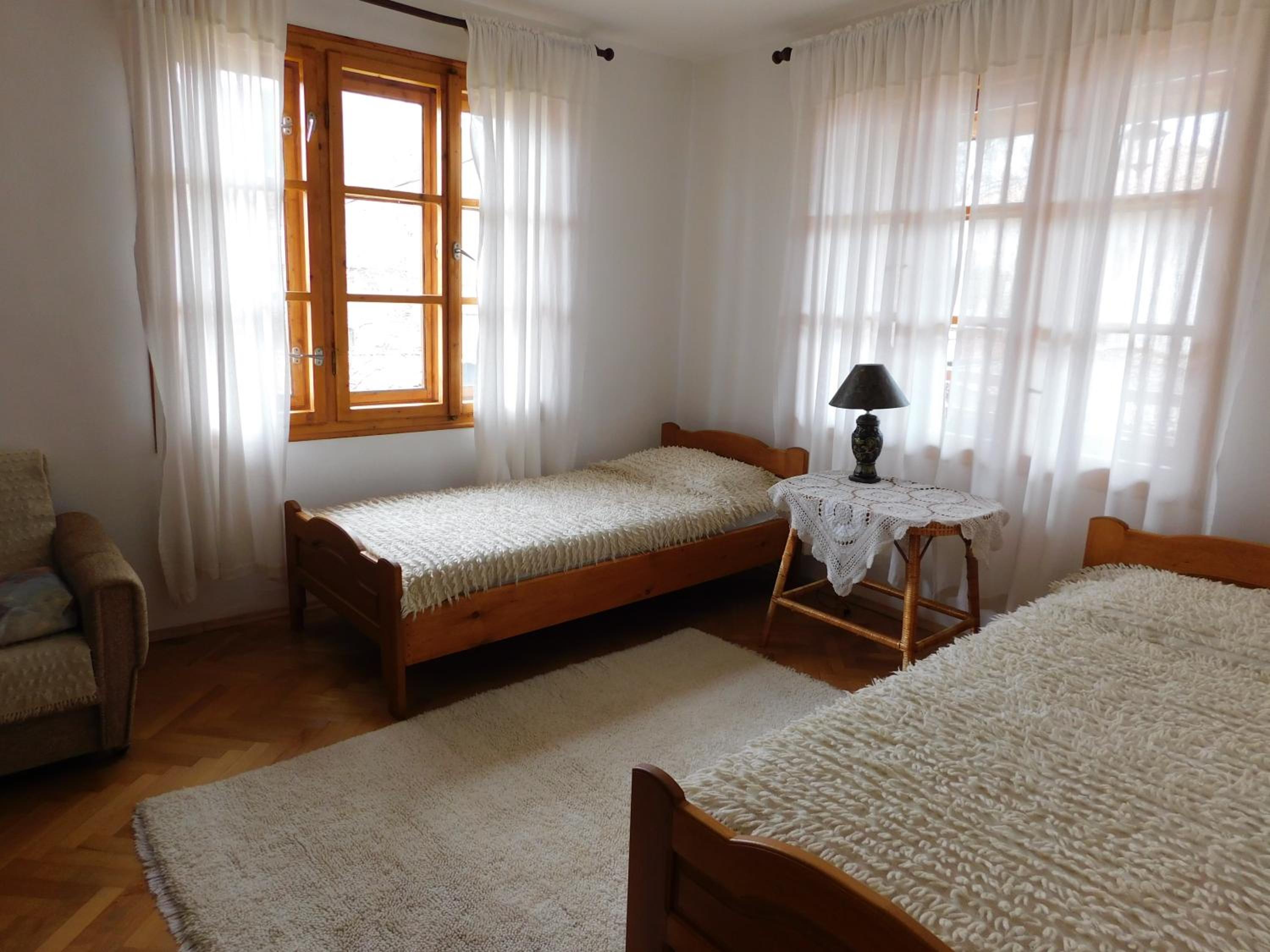 Family Vacation Home Topolnitza