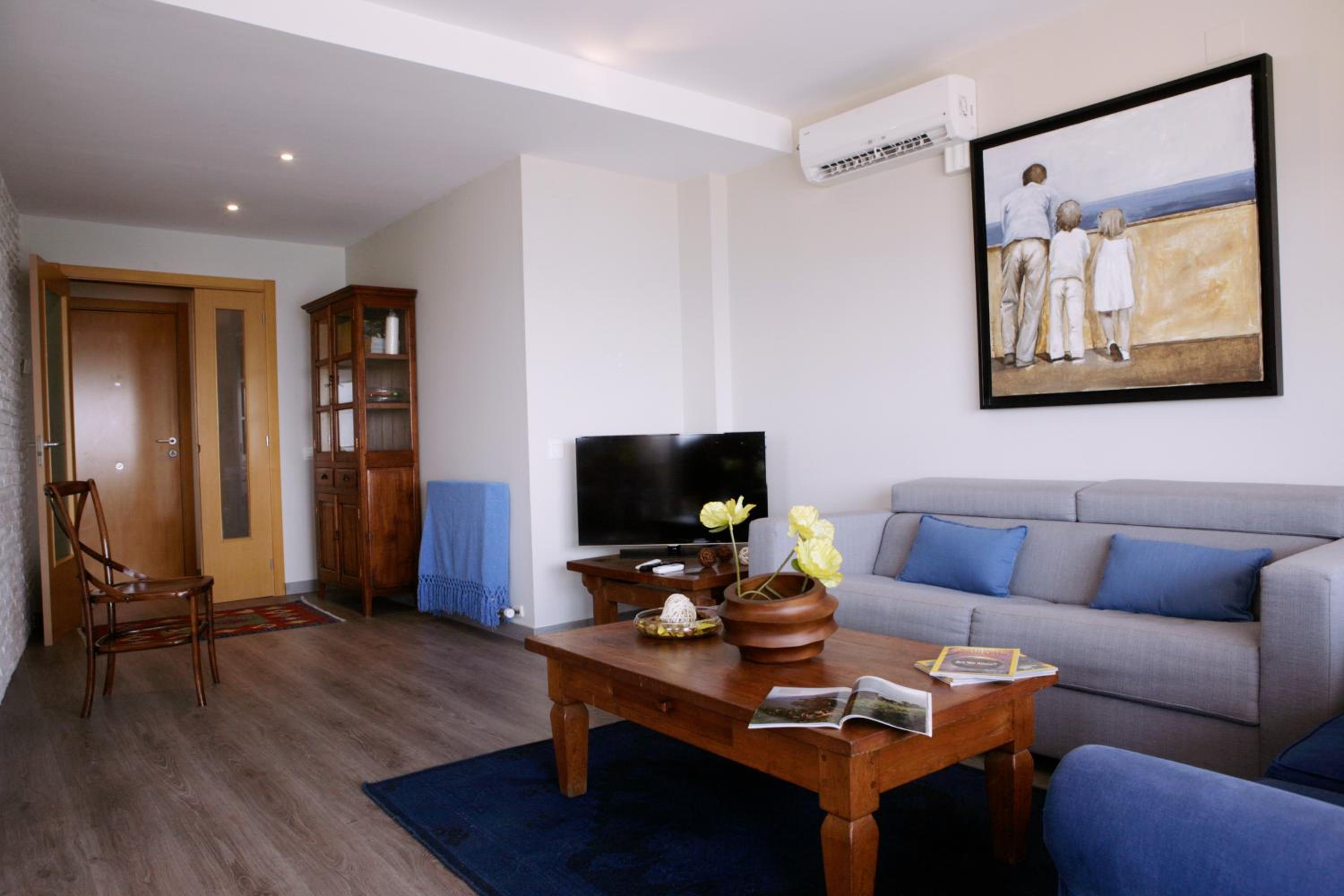 Great Sea-Side Barcelona Apartment