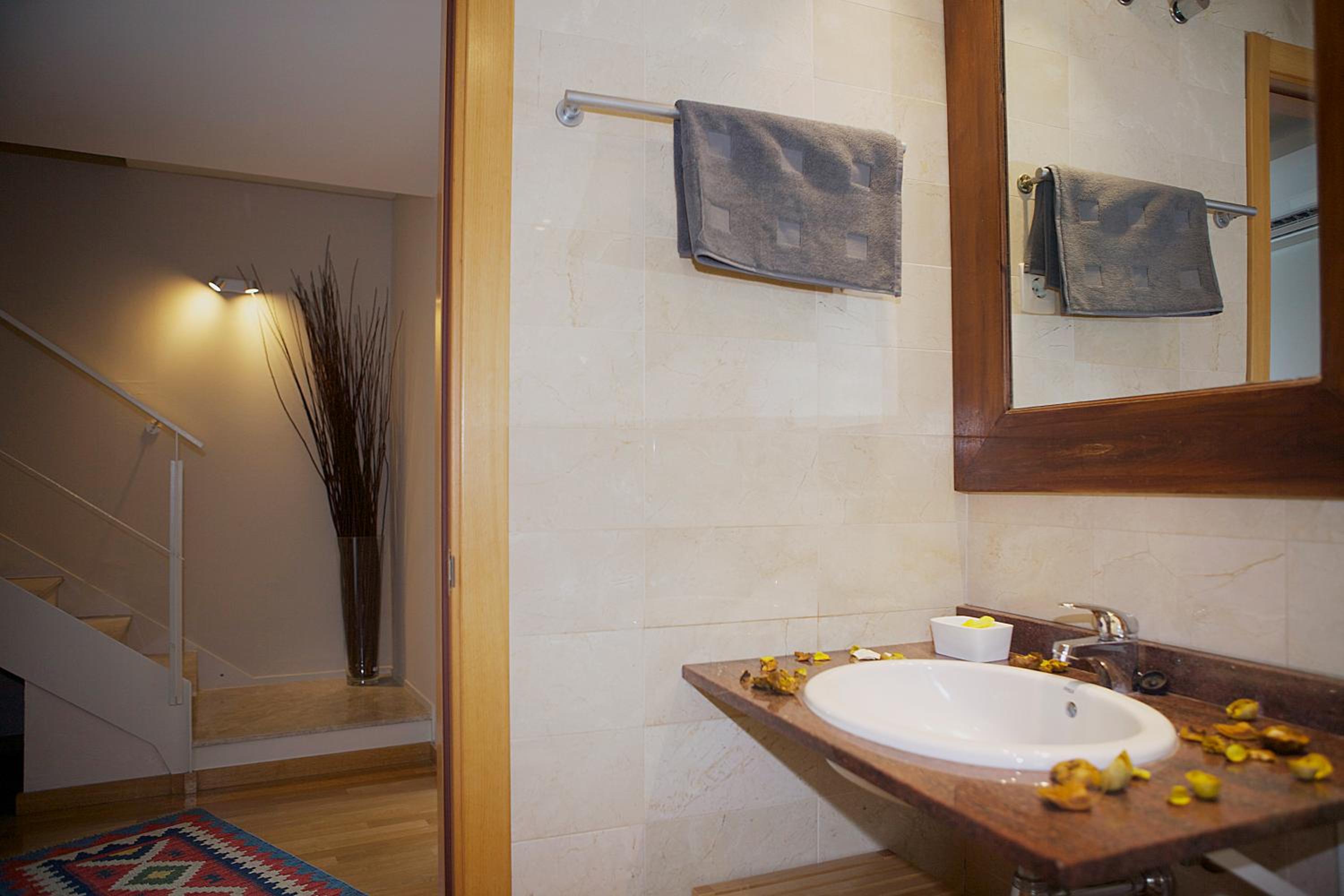 Great Sea-Side Barcelona Apartment