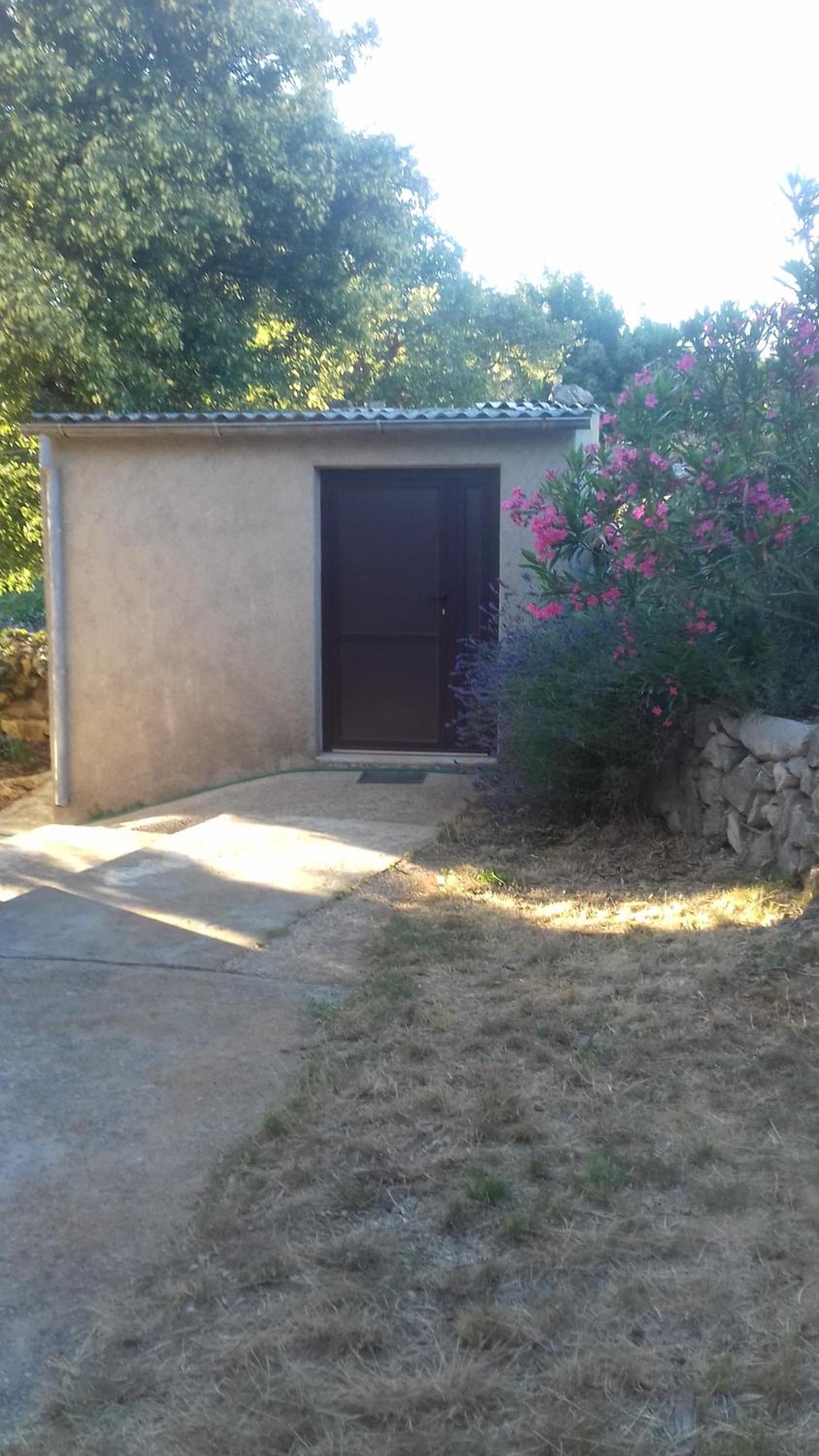 Holiday Home Loznati view 3