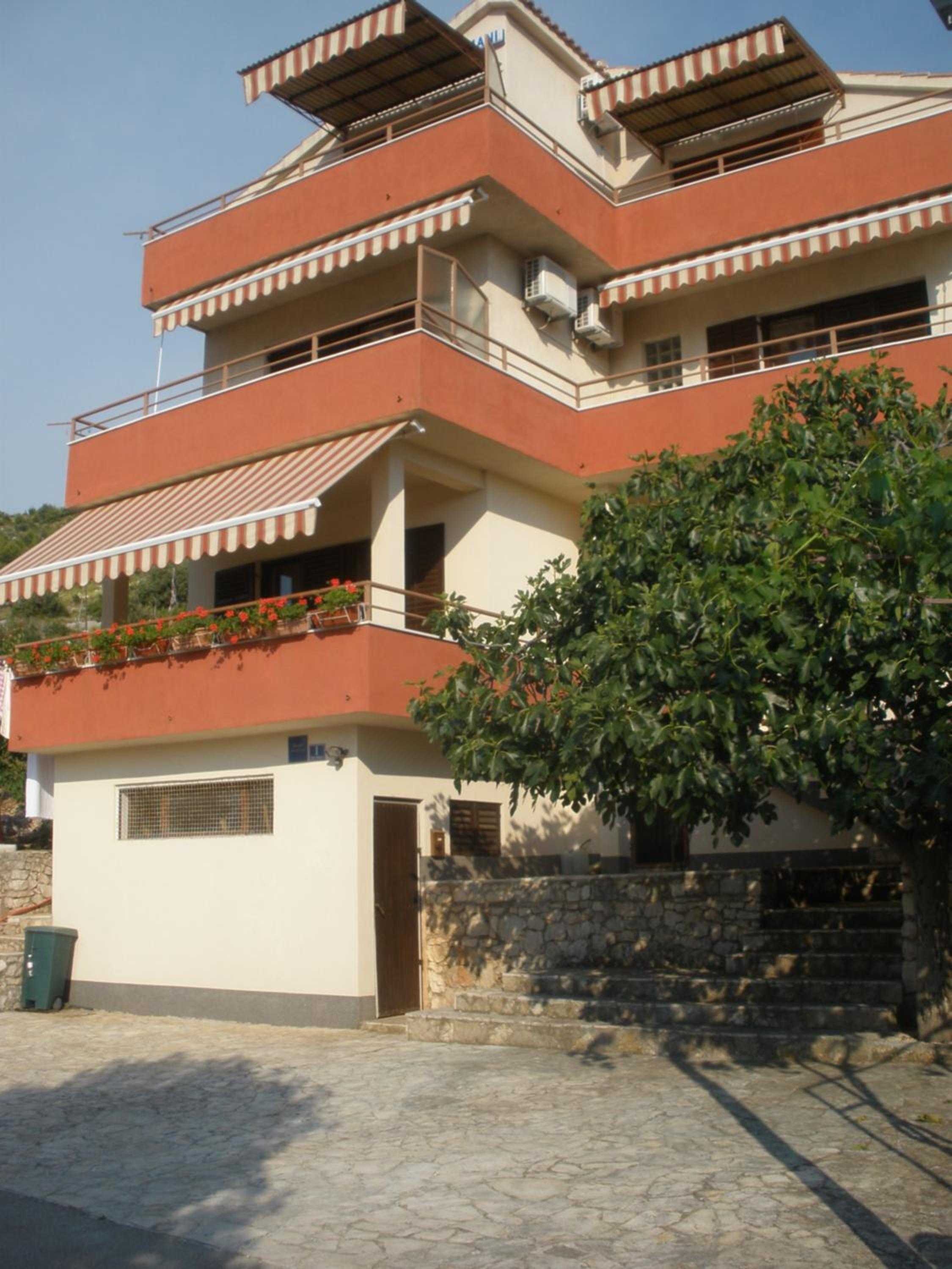 Apartments Bilo view 2