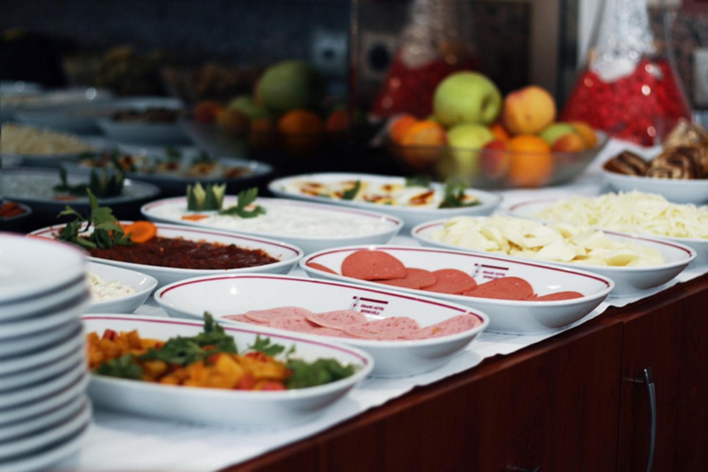 breakfast buffet