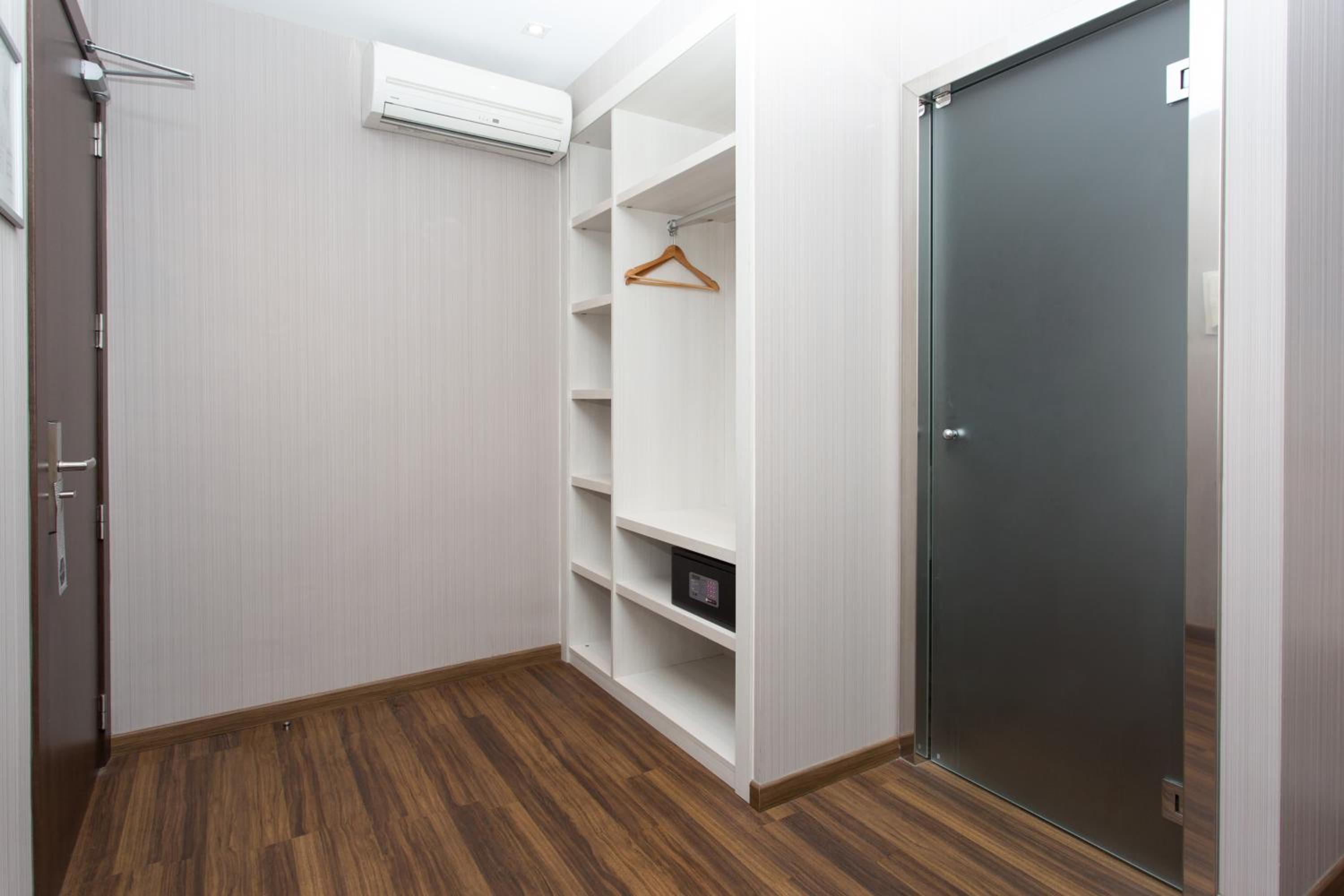 Hostal Operaramblas