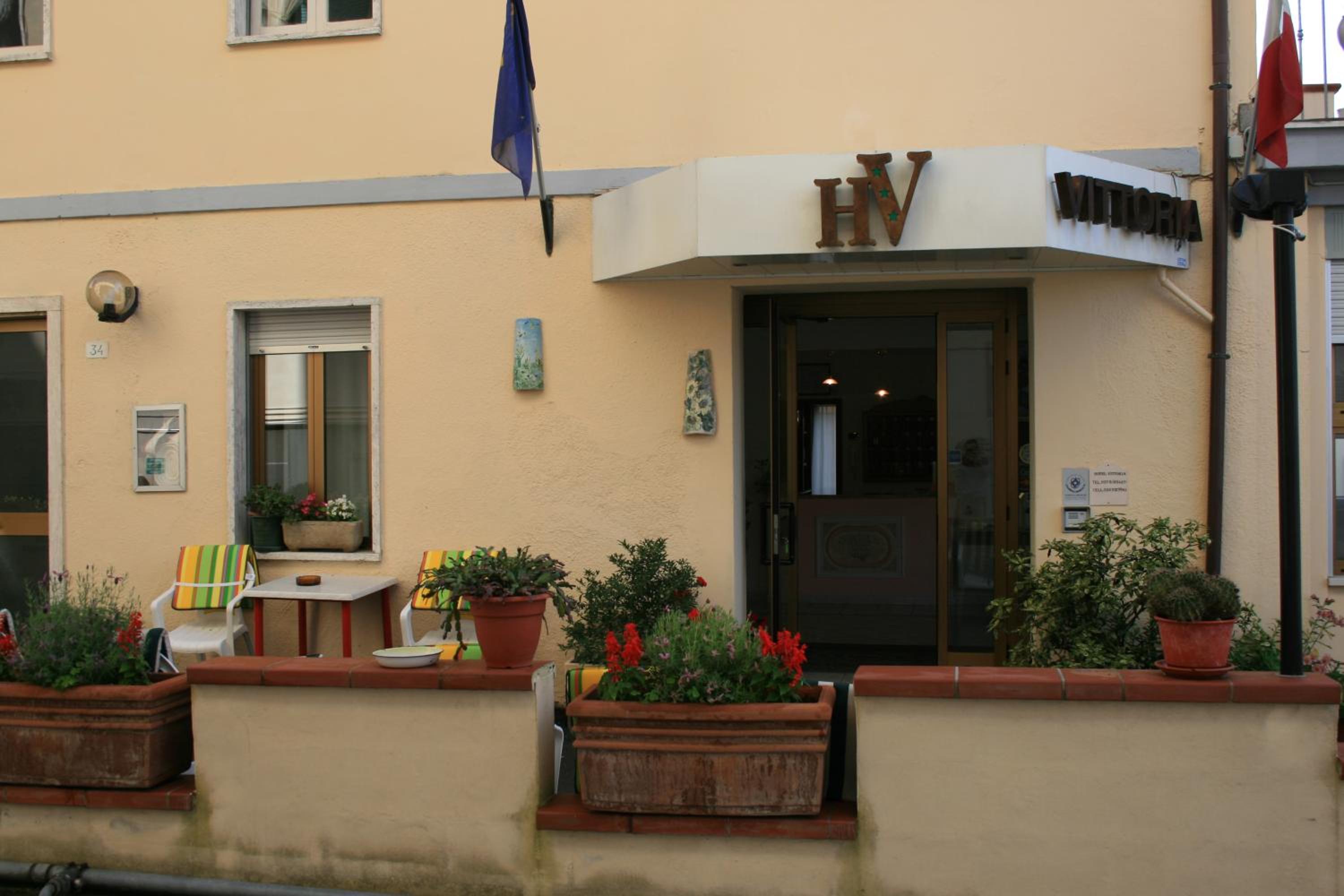 Hotel Vittoria - Image 1