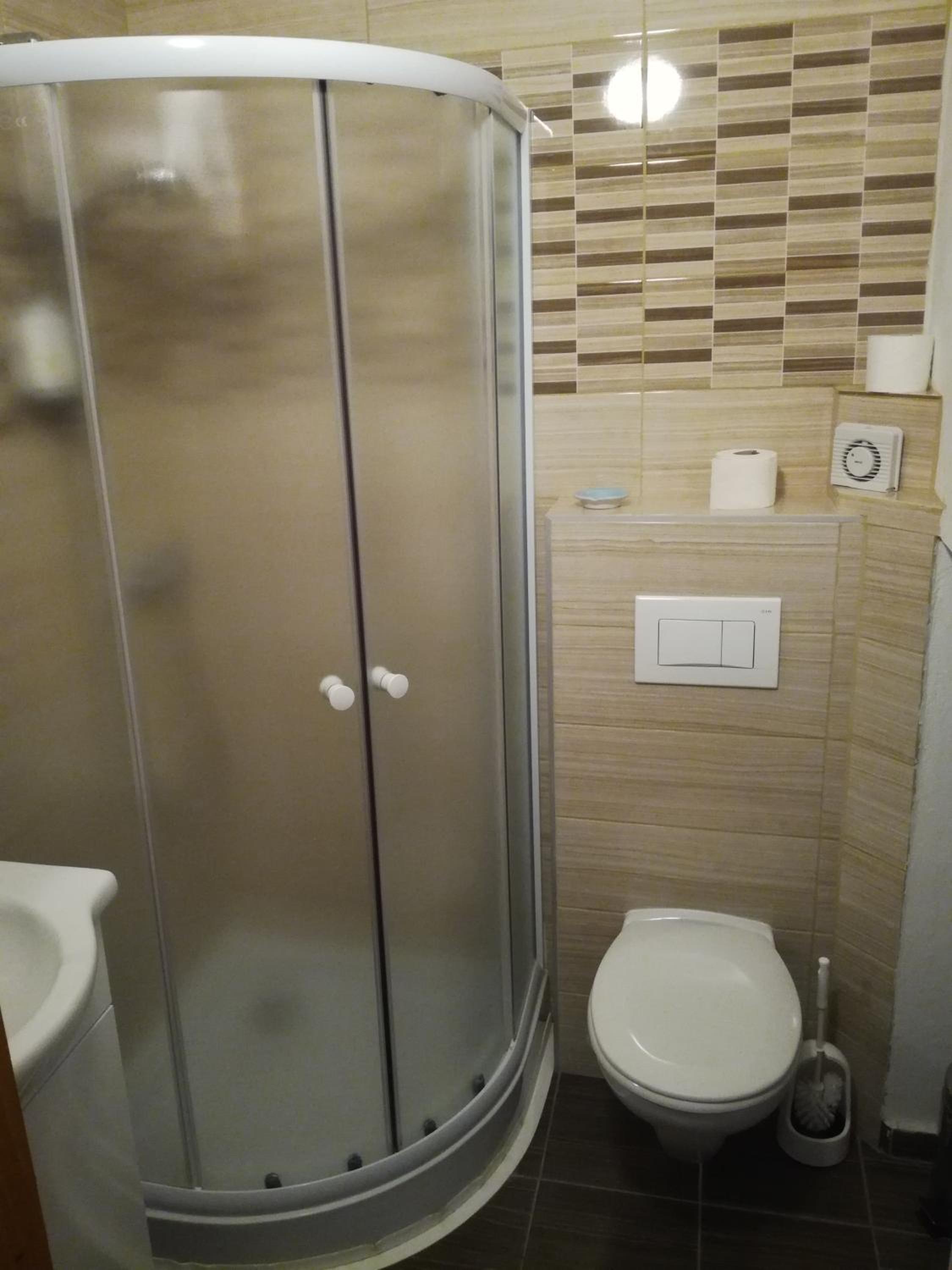 Guest House Kvartin view 3
