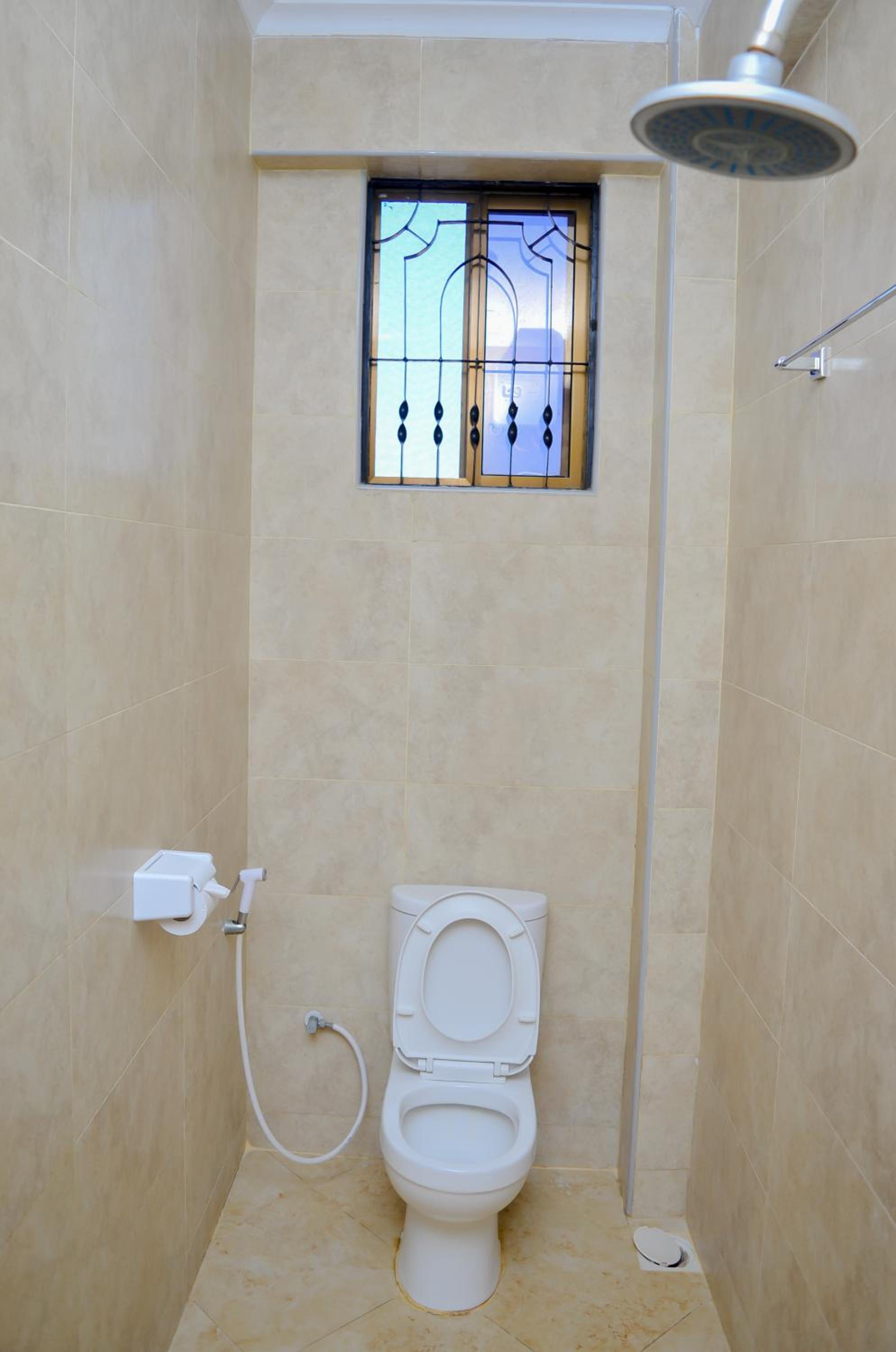 Silver Paradise Hotel