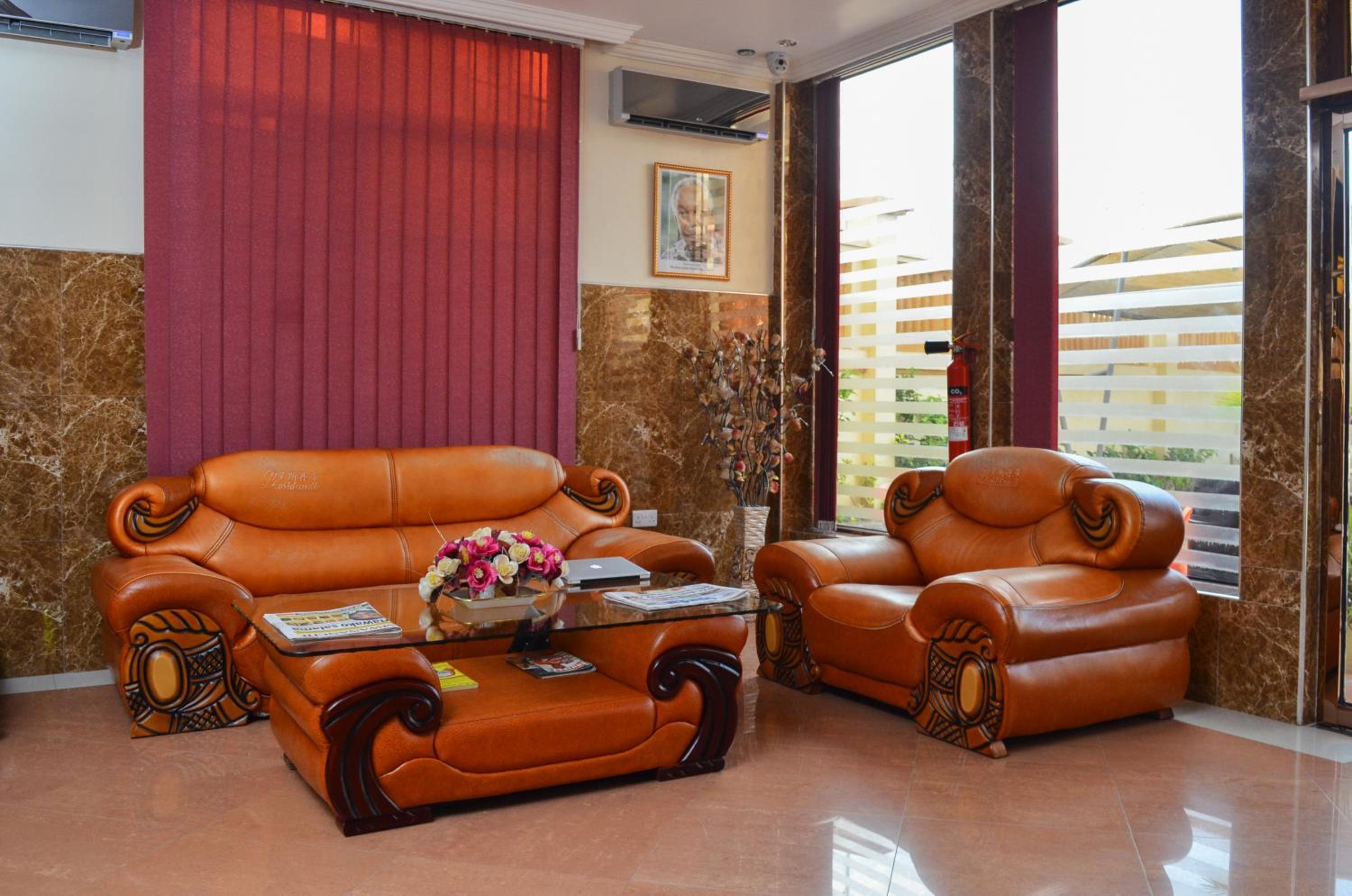 Silver Paradise Hotel