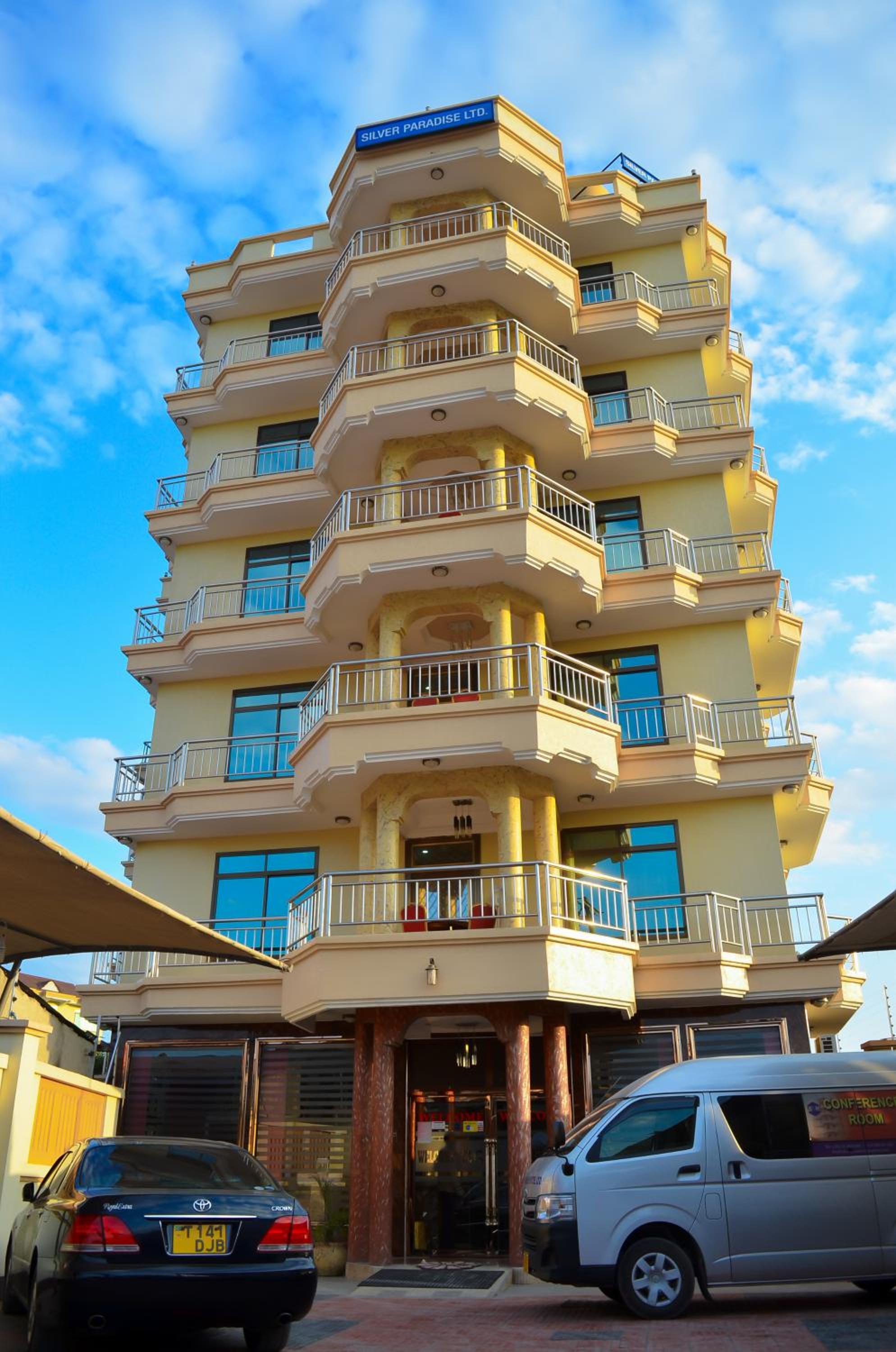 Silver Paradise Hotel