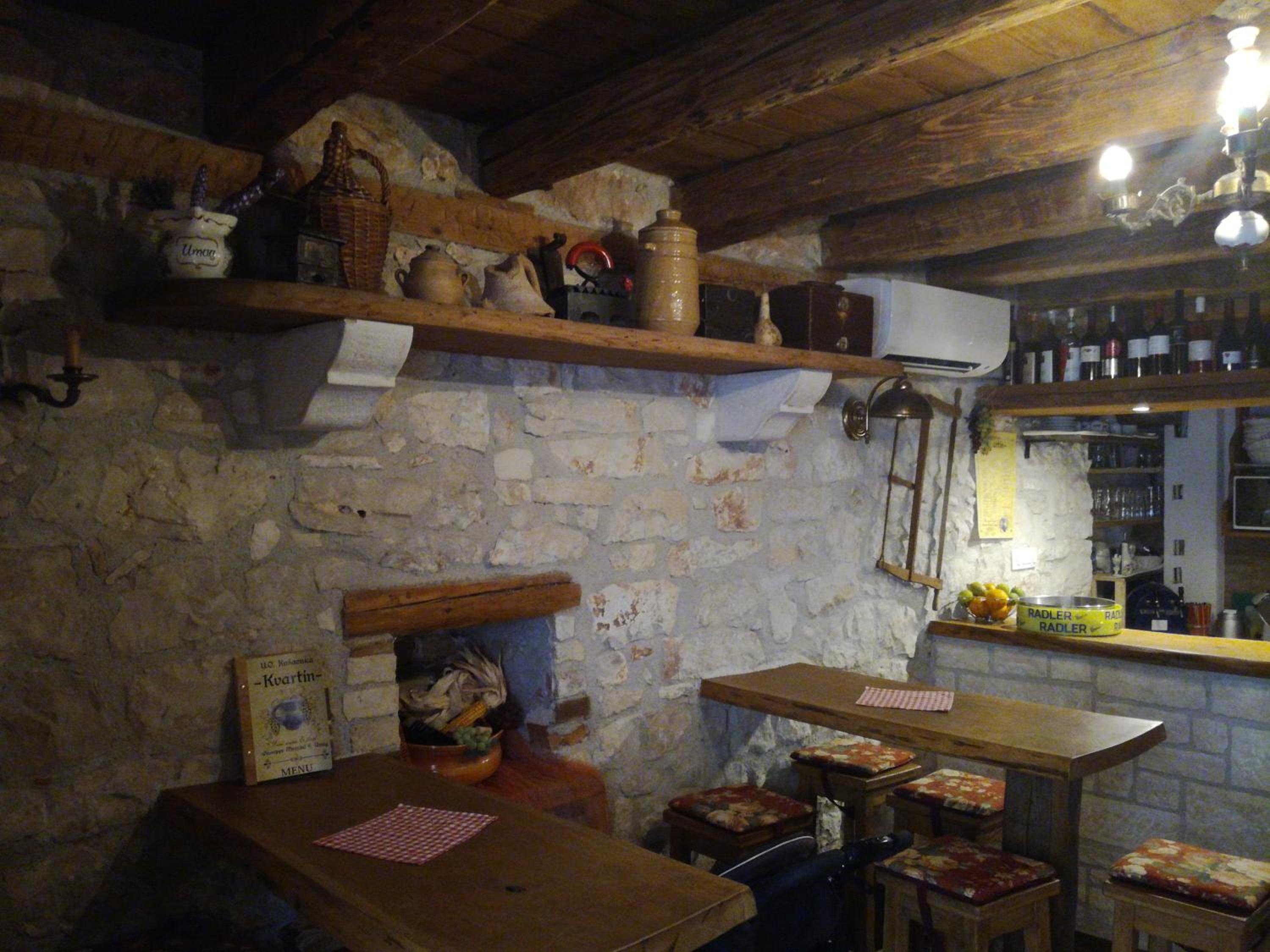 Photo 32