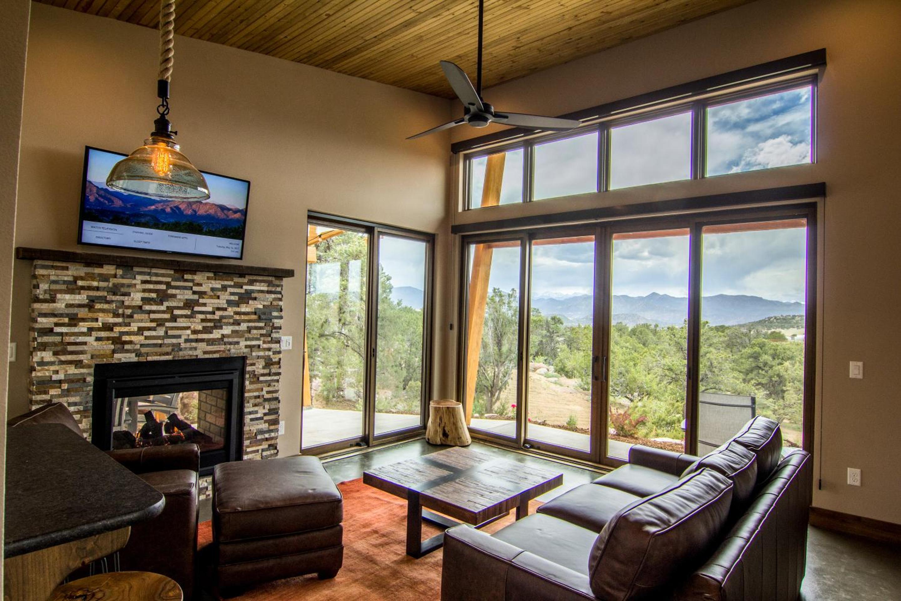 Royal Gorge Cabins