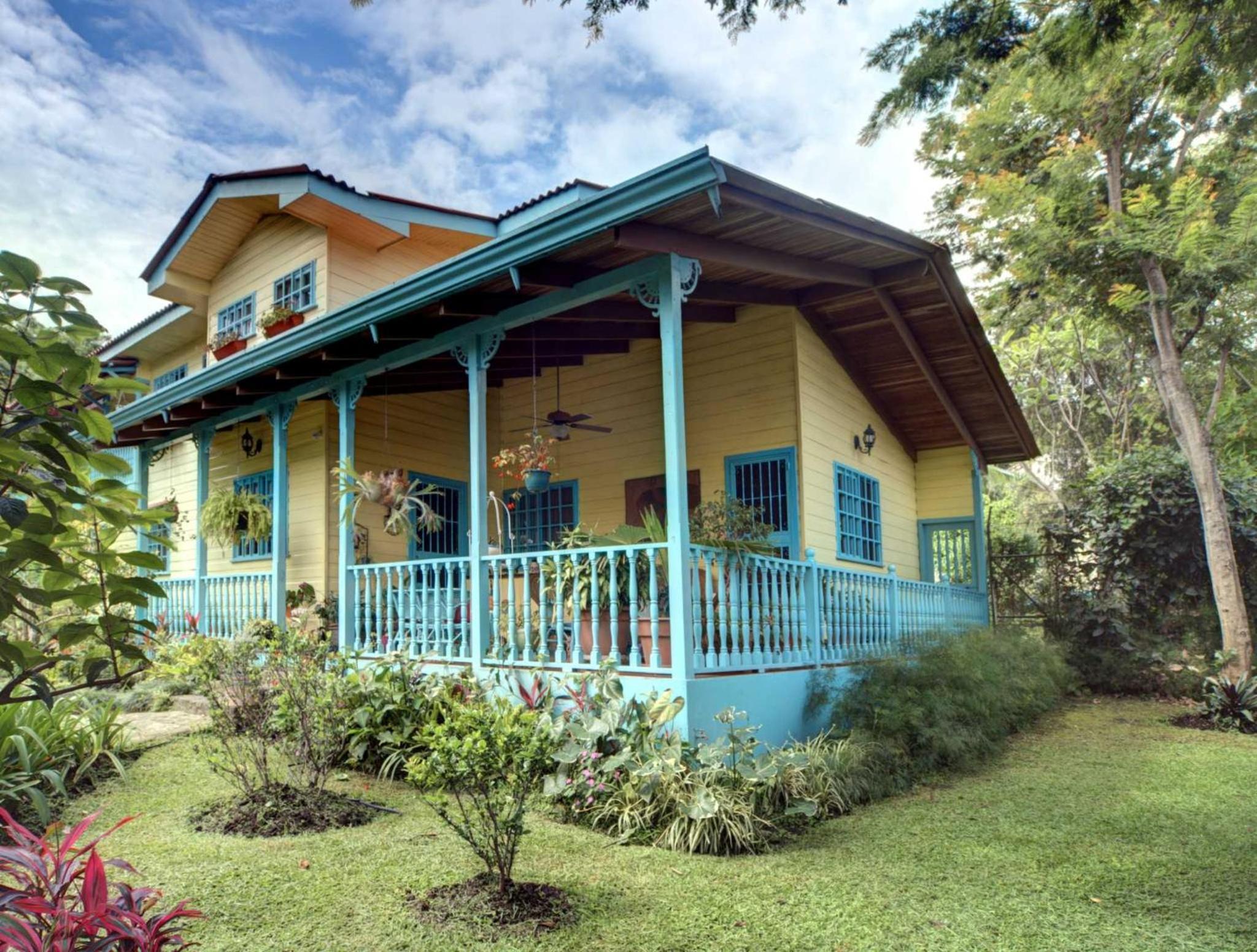 Casa De Las Tias