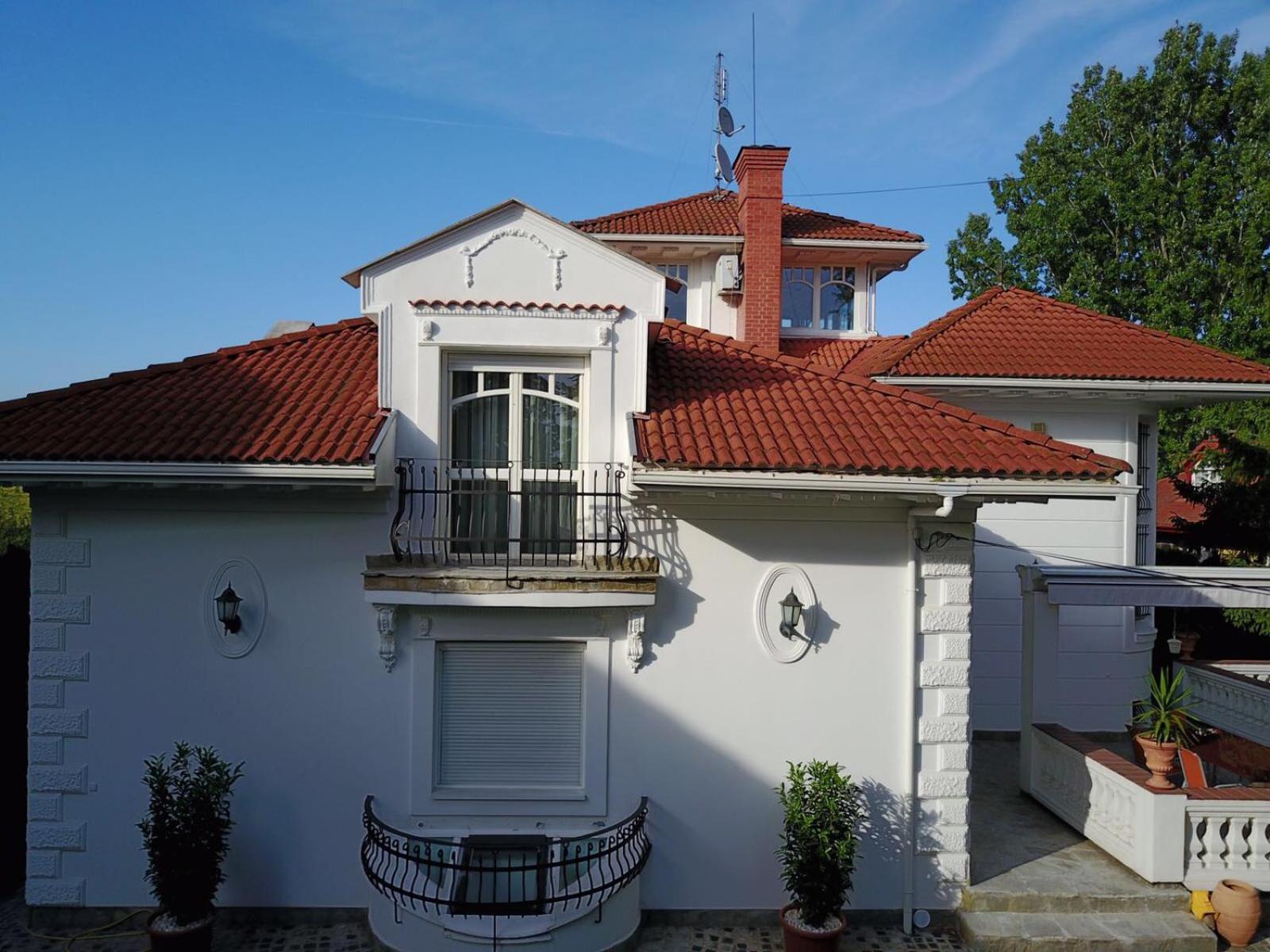 3 Bedroom Private floor in Luxury Mansion view 2