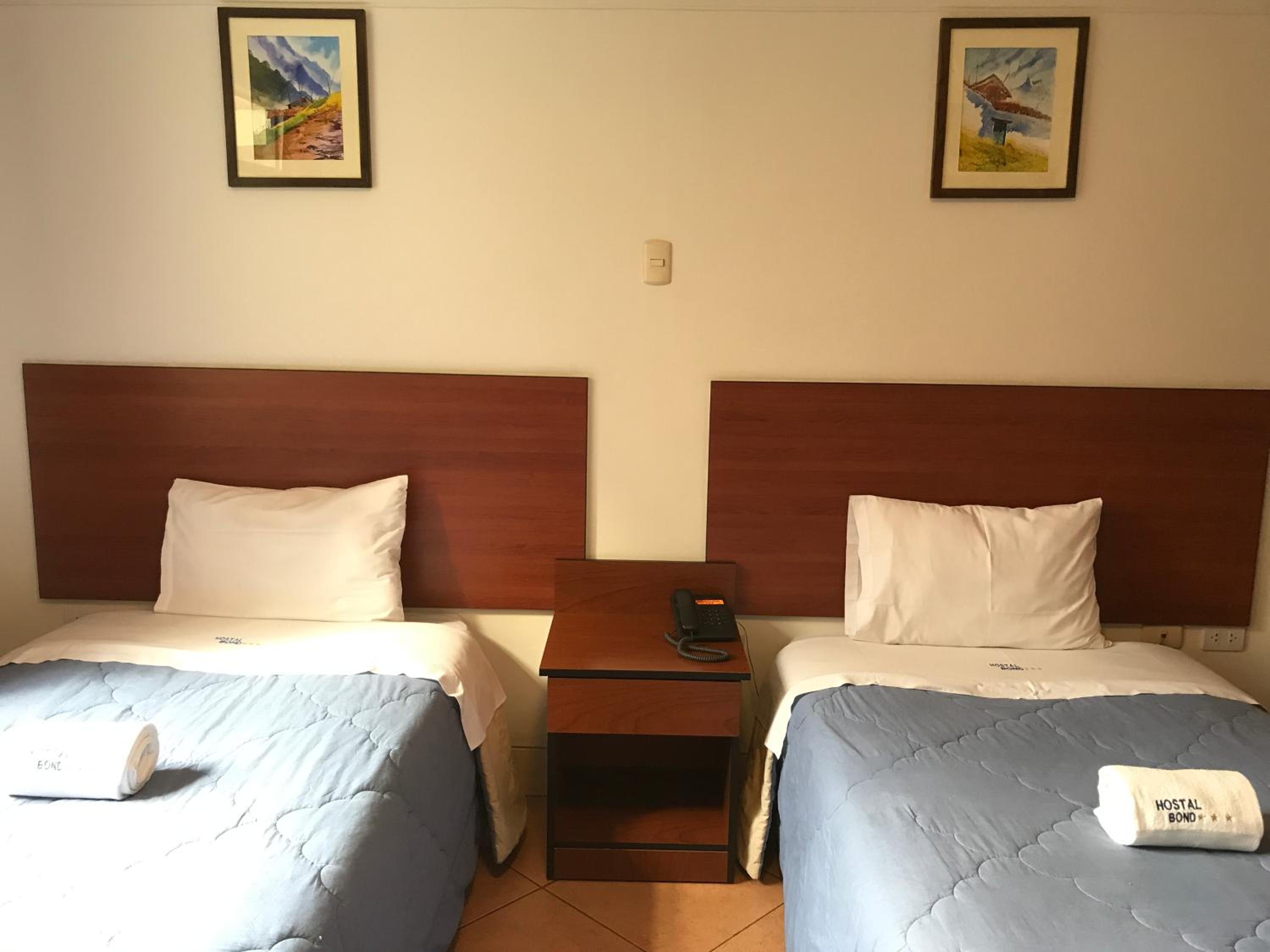 Hostal Bond view 2