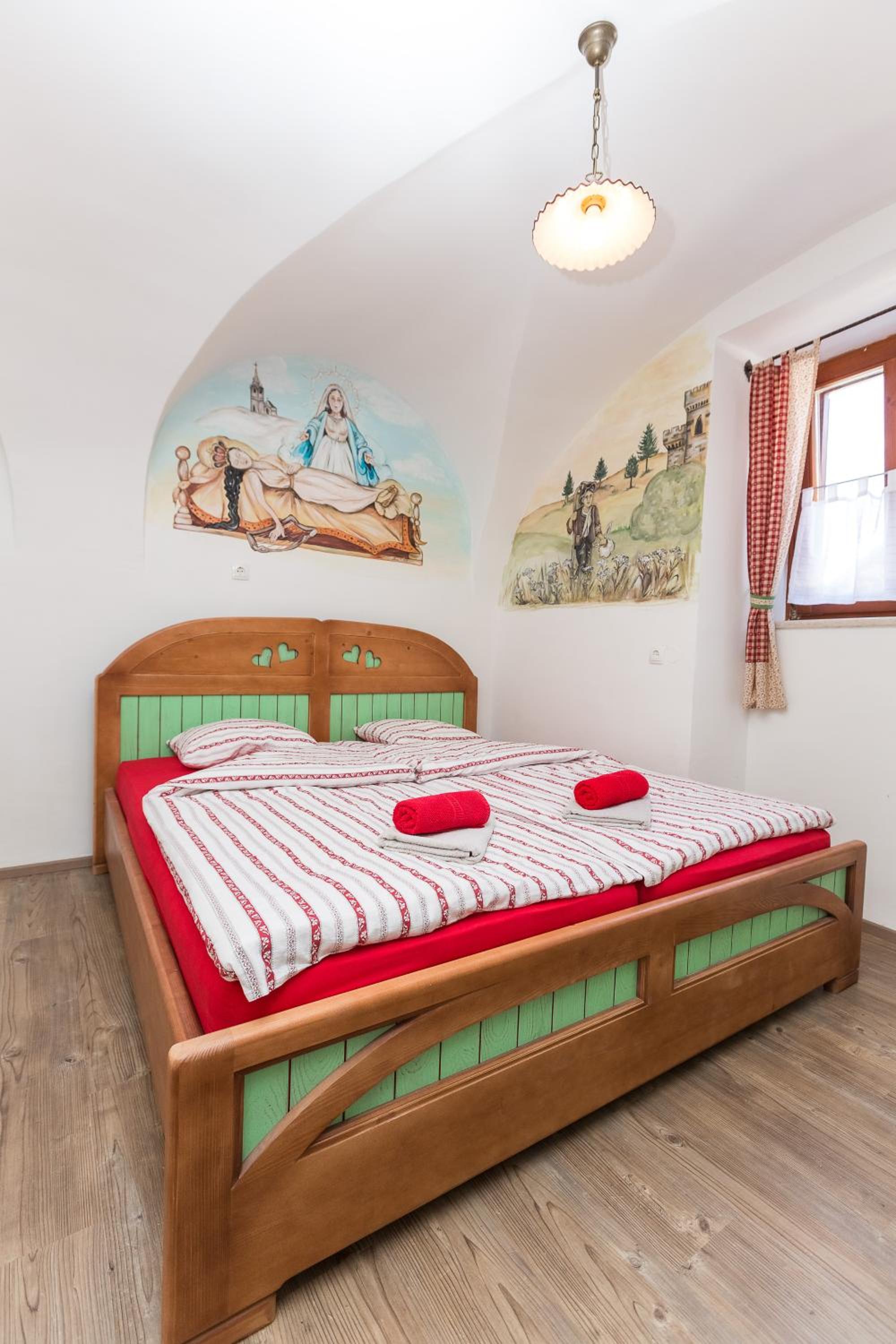 Apartments Petacova Hiša view 4