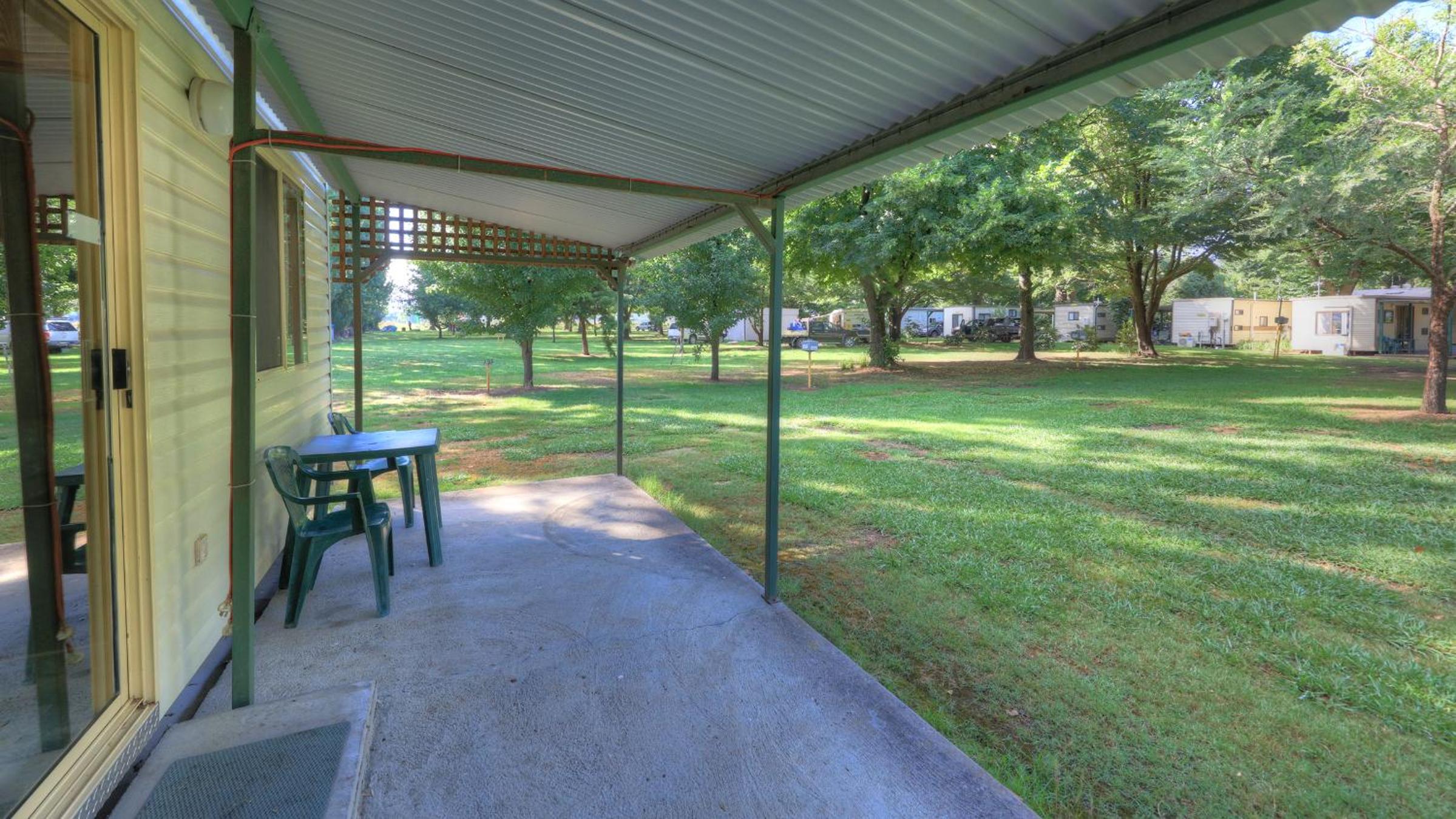 Colac Colac Caravan Park - G'day Park