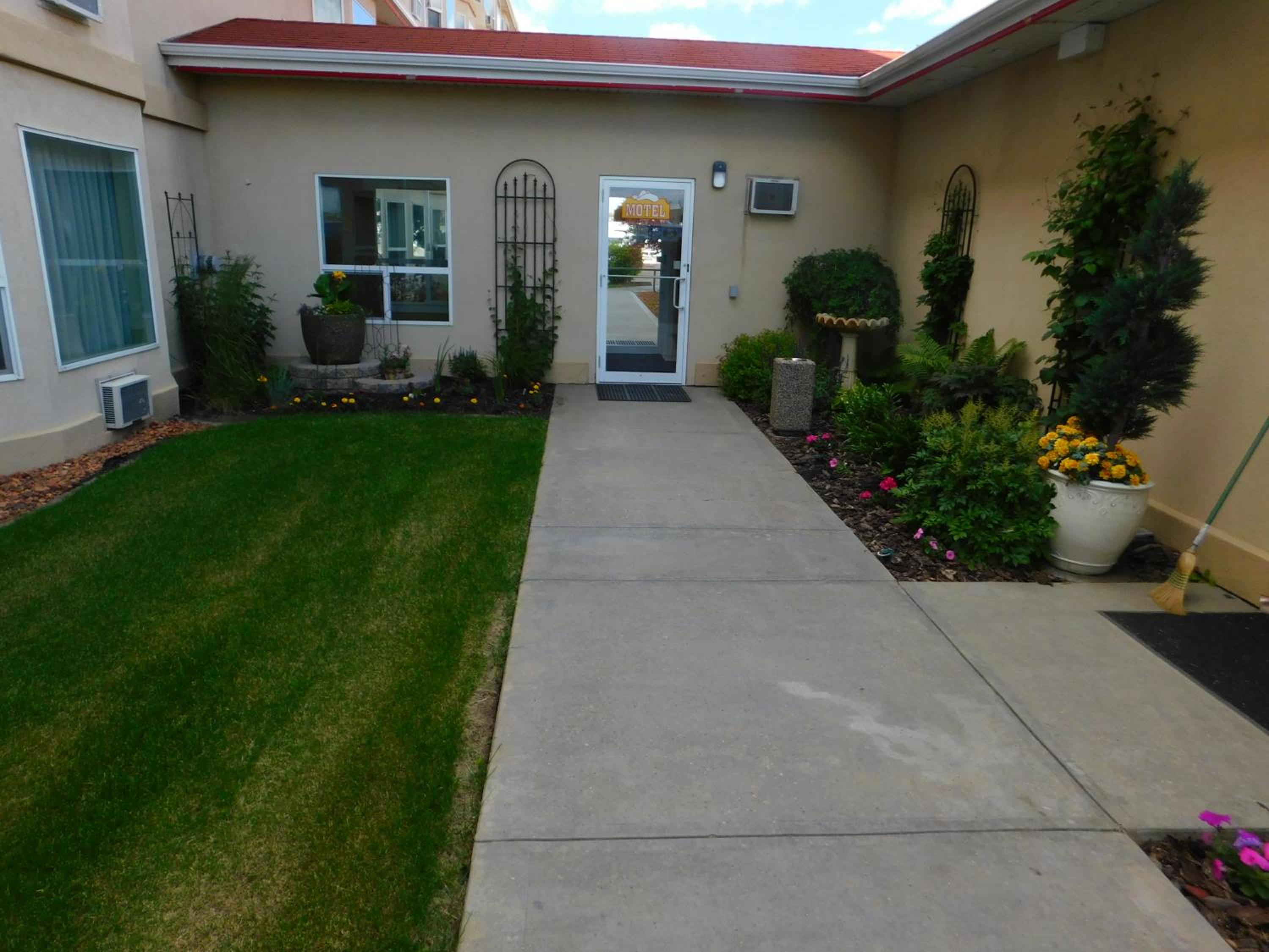 Photo 9