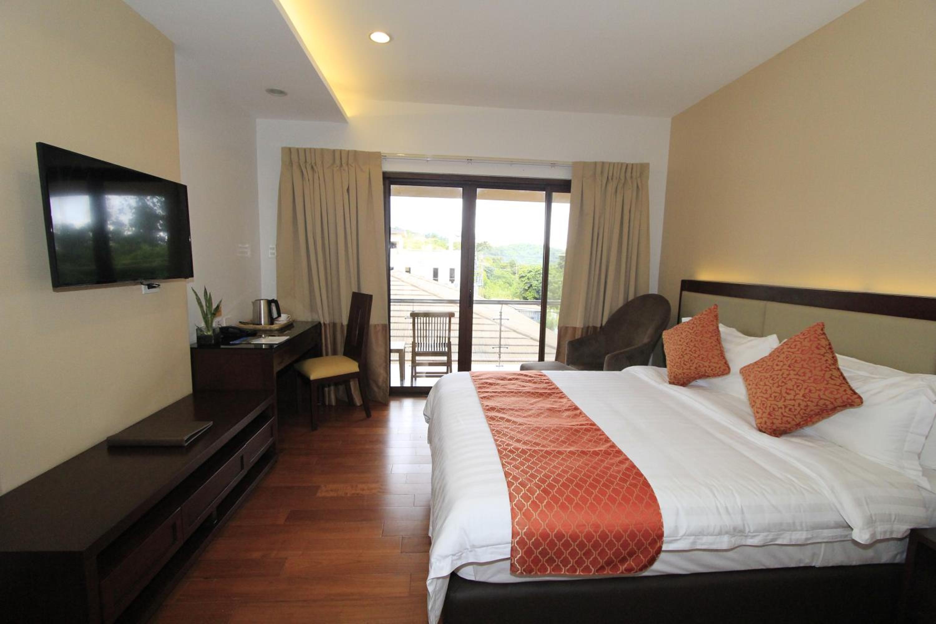 Coron Soleil Garden Resort
