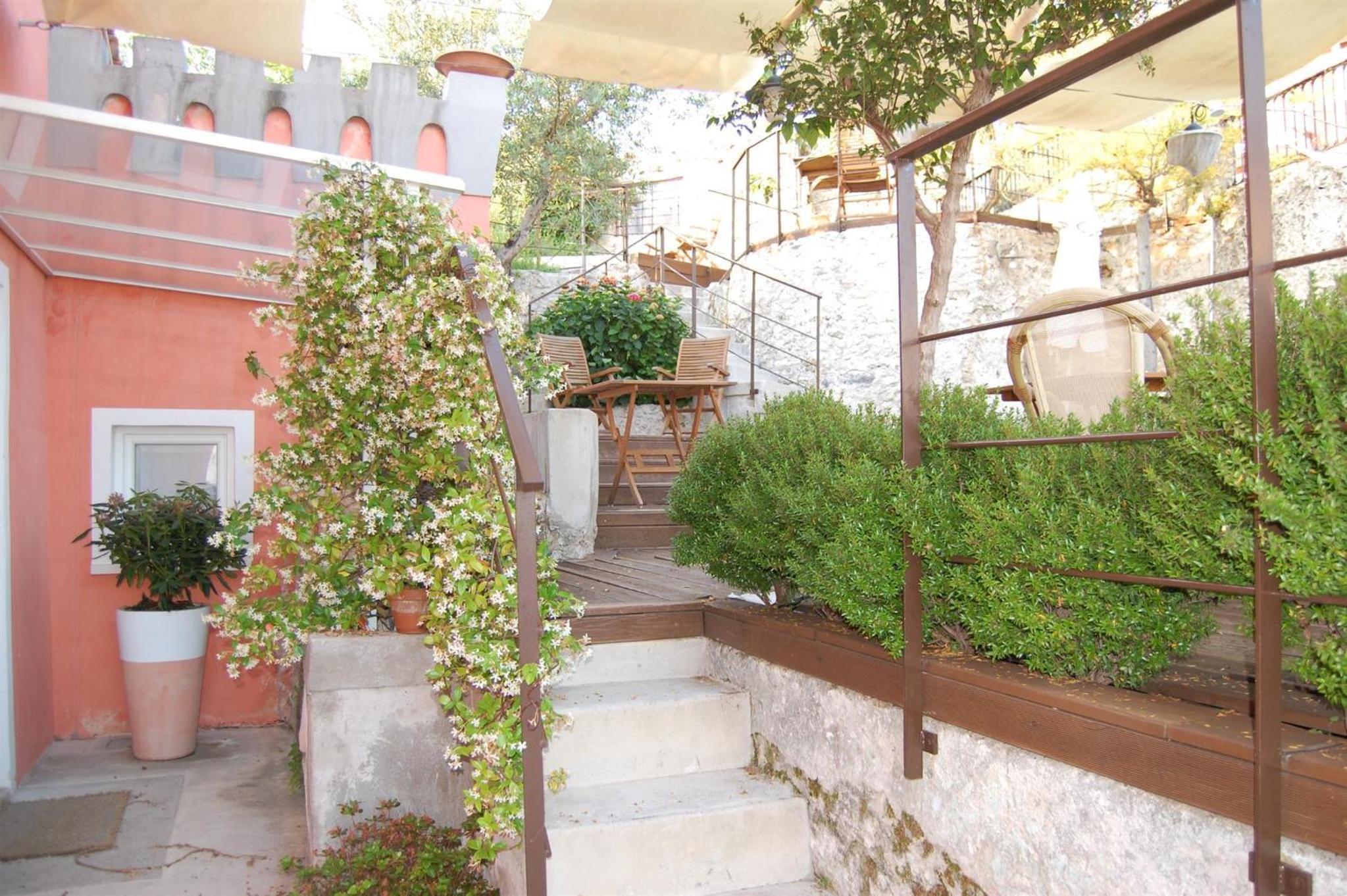 Giu al Mulino