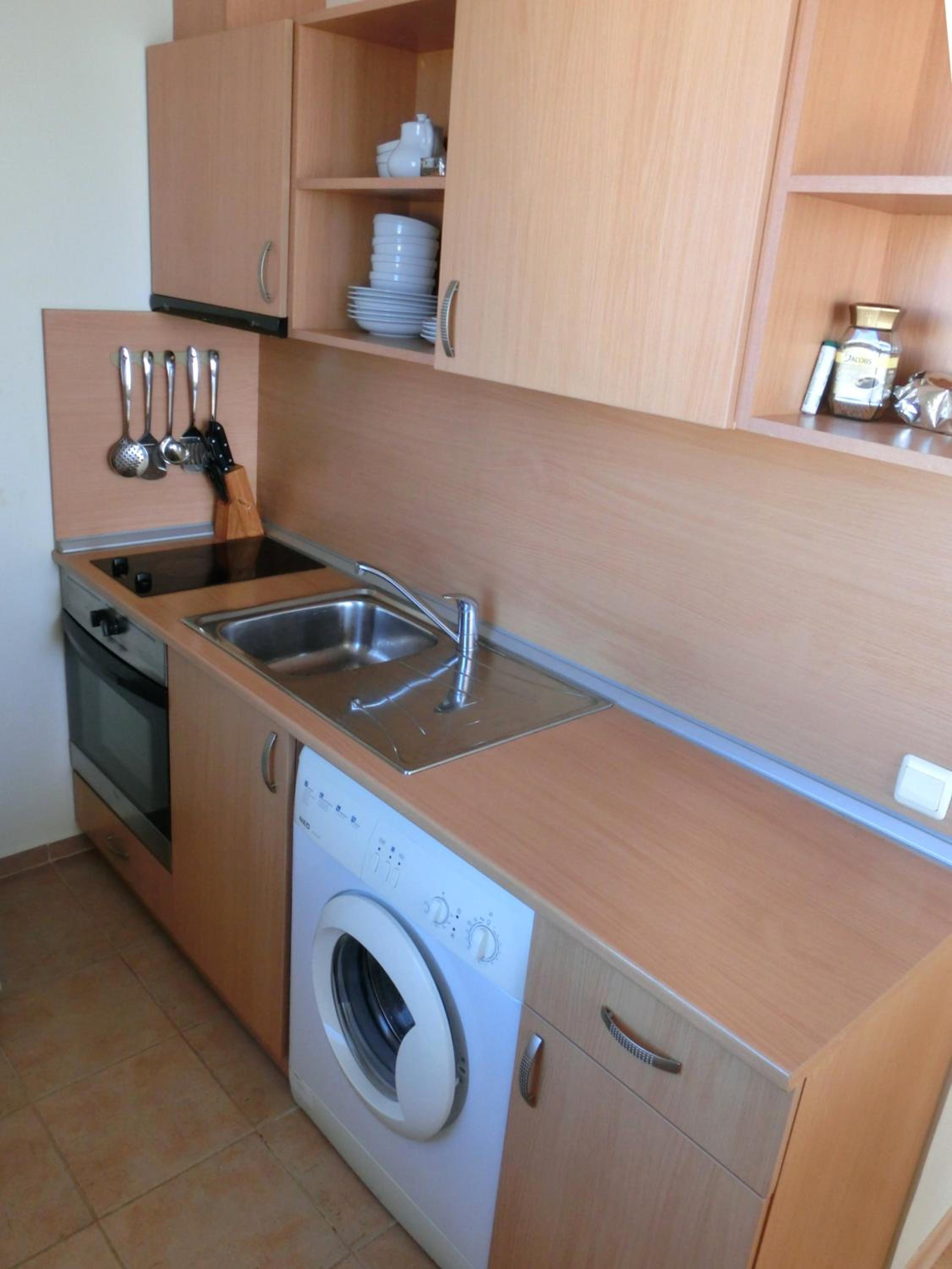 Panoramic Sea View Apartment Crown, Pools and Beach, Sveti Vlas