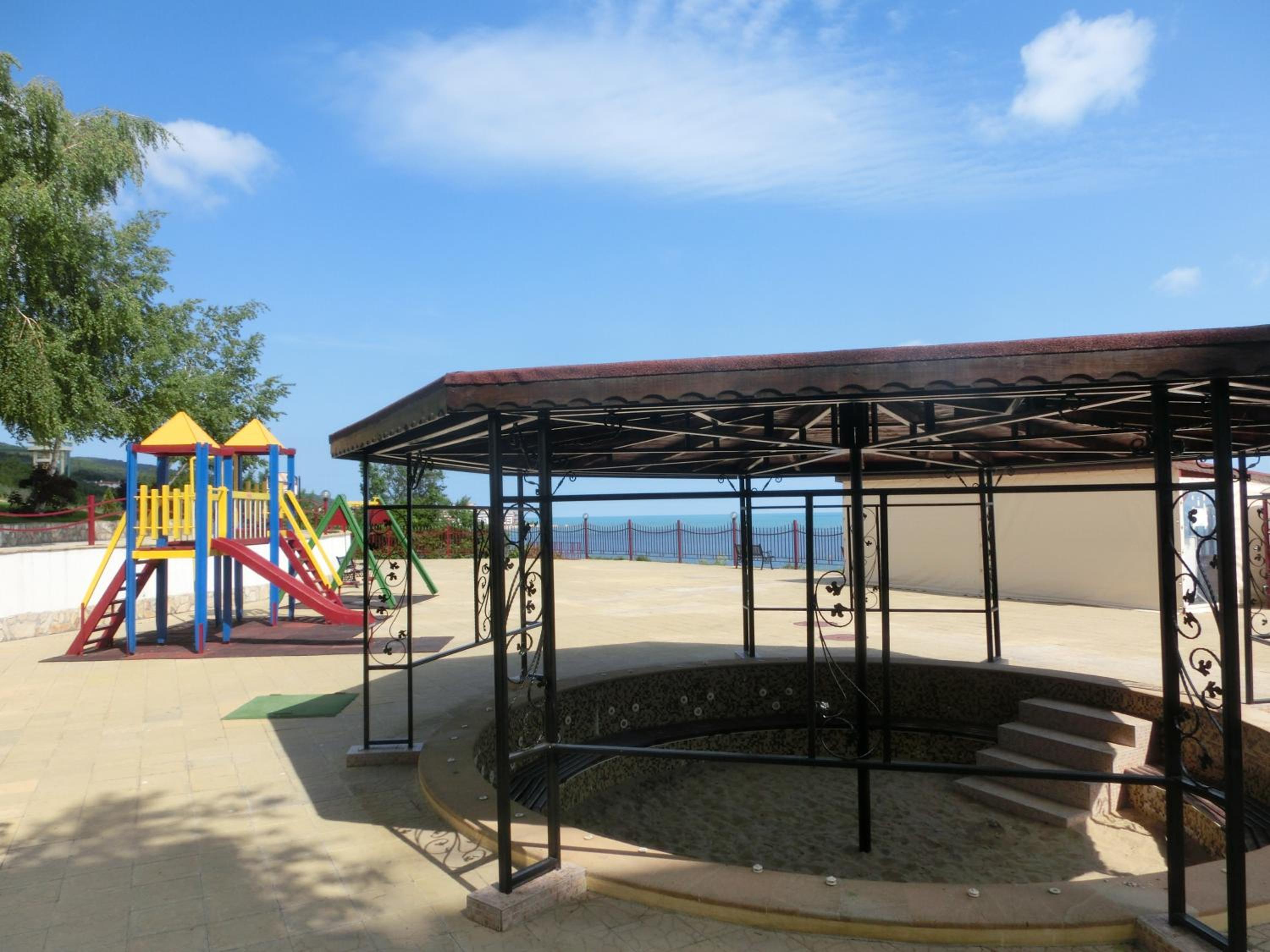 Panoramic Sea View Apartment Crown, Pools and Beach, Sveti Vlas
