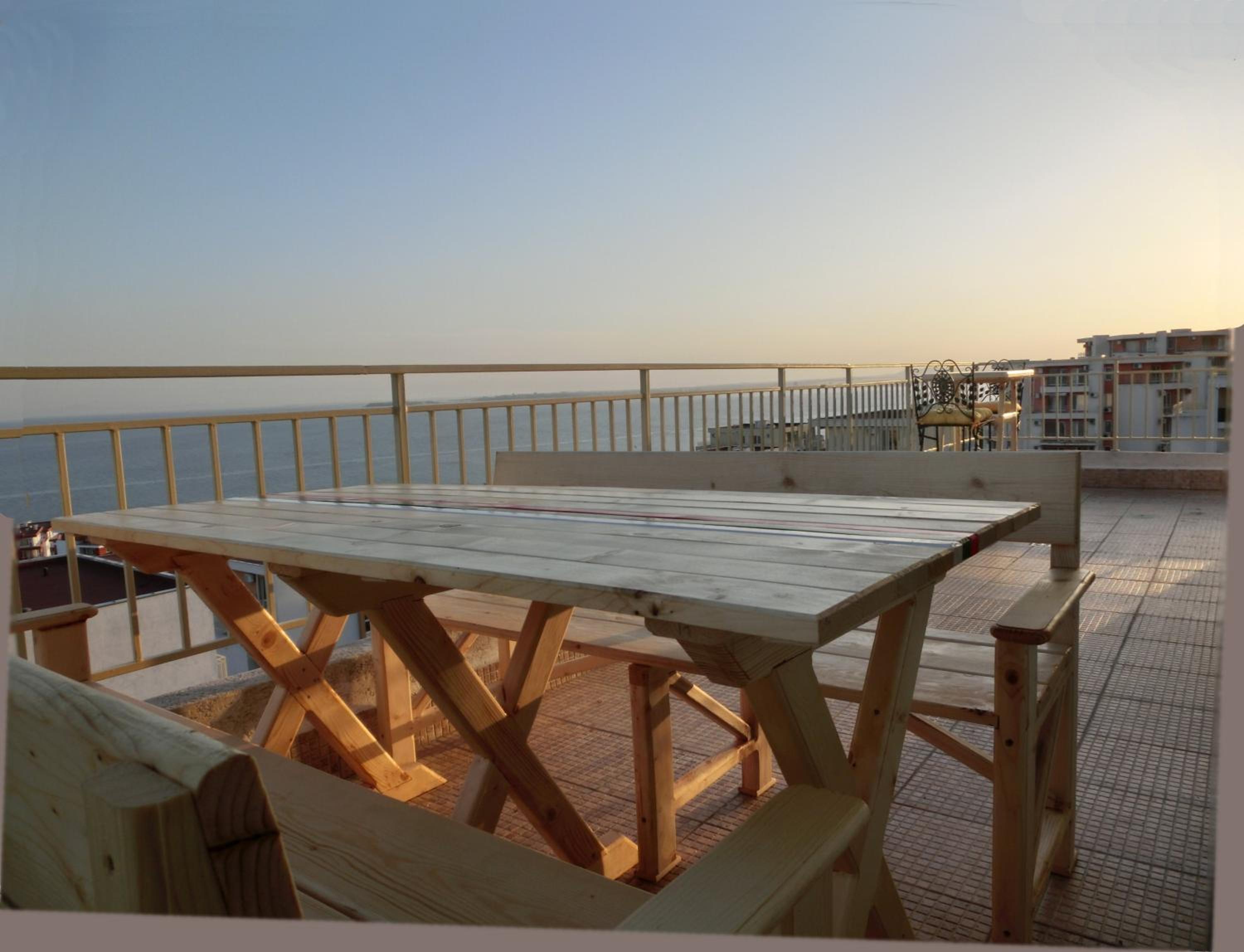 Panoramic Sea View Apartment Crown, Pools and Beach, Sveti Vlas