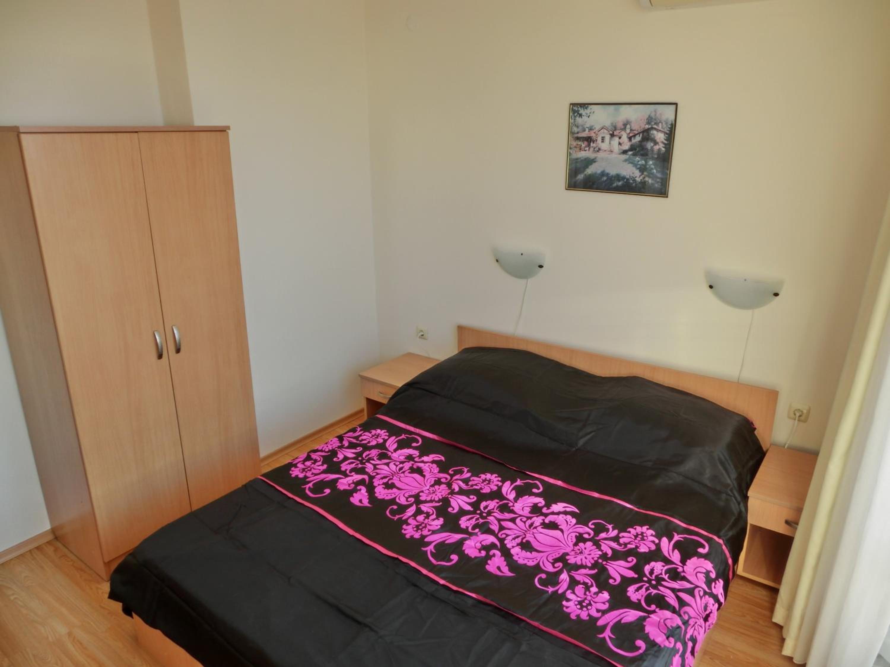 Panoramic Sea View Apartment Crown, Pools and Beach, Sveti Vlas