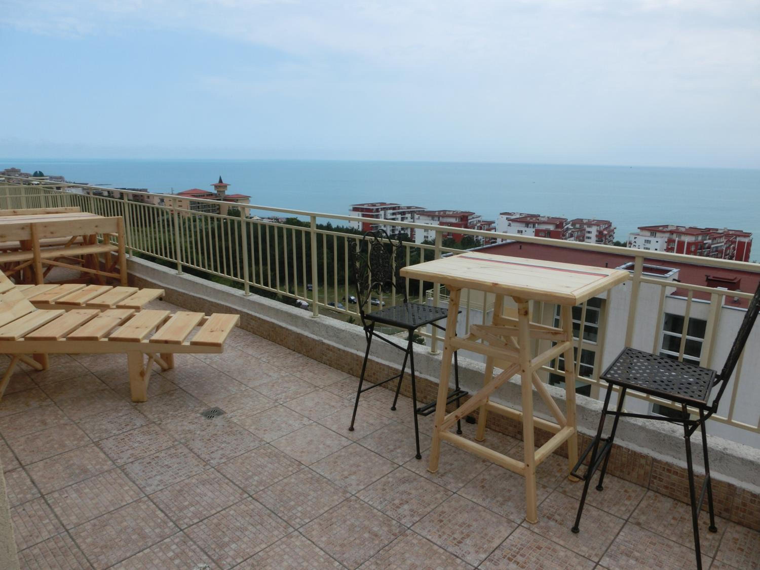 Panoramic Sea View Apartment Crown, Pools and Beach, Sveti Vlas