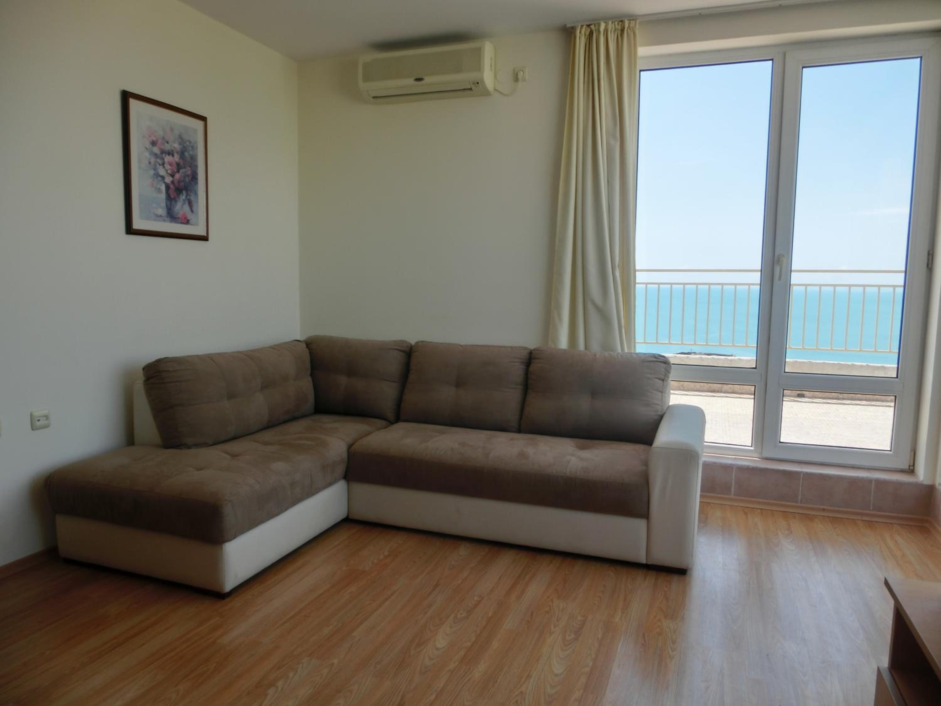 Panoramic Sea View Apartment Crown, Pools and Beach, Sveti Vlas