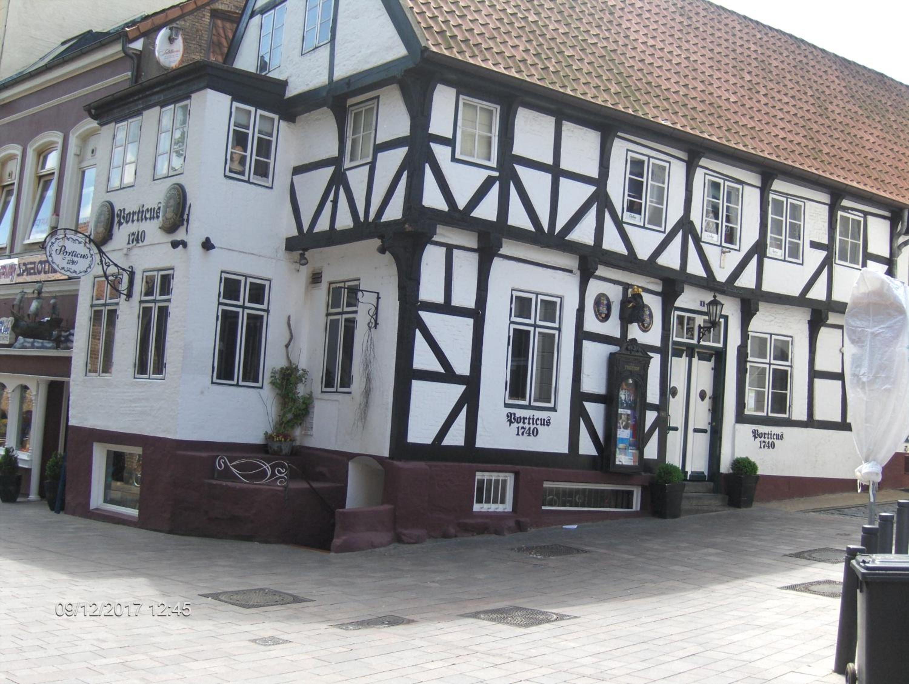 Photo 32